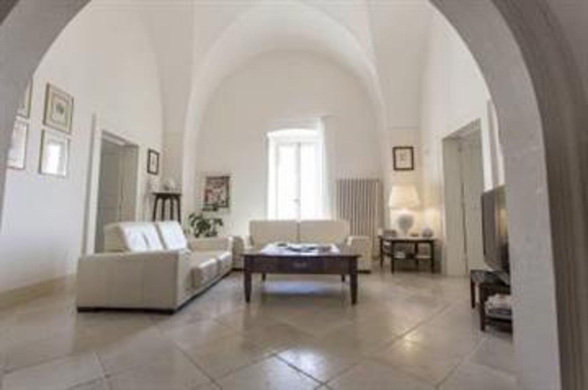 Hus i Oria, Puglia 10068945