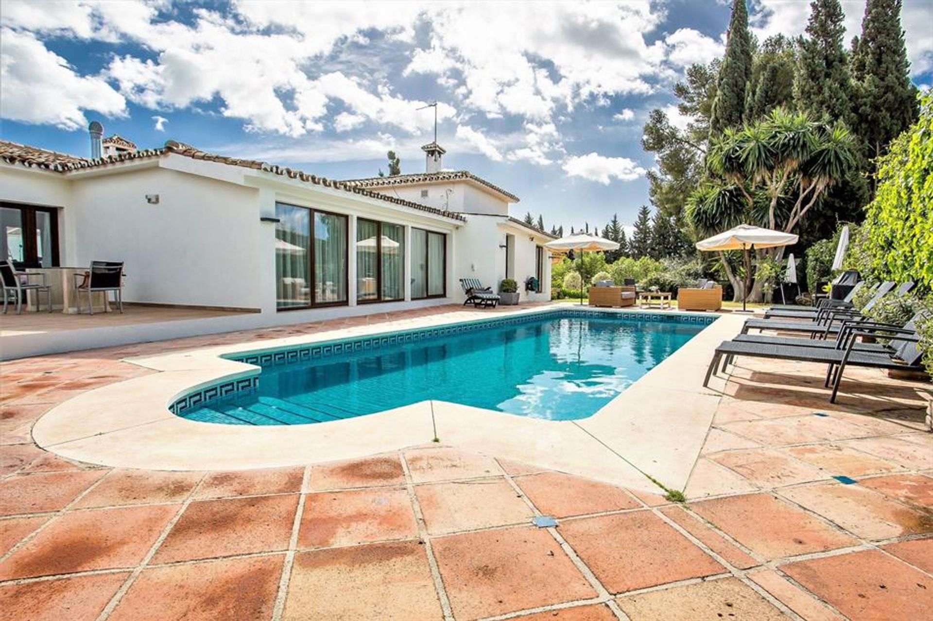 Casa nel San Pedro de Alcantara, Andalusia 10069975