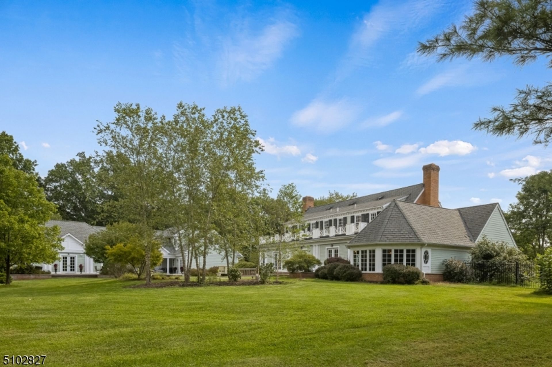 House in Burnt Mills, New Jersey 10070176