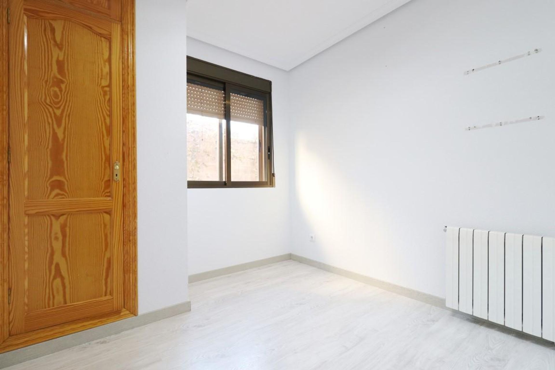 Condominium dans Serra, Valencia 10070405