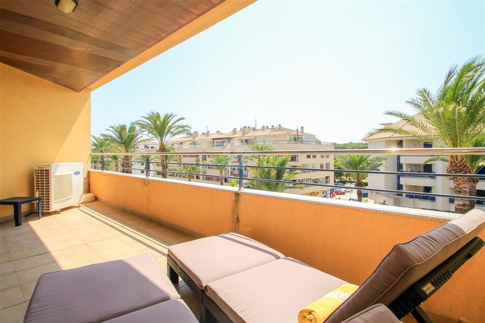 Condominium dans Moraira, Valencia 10070637