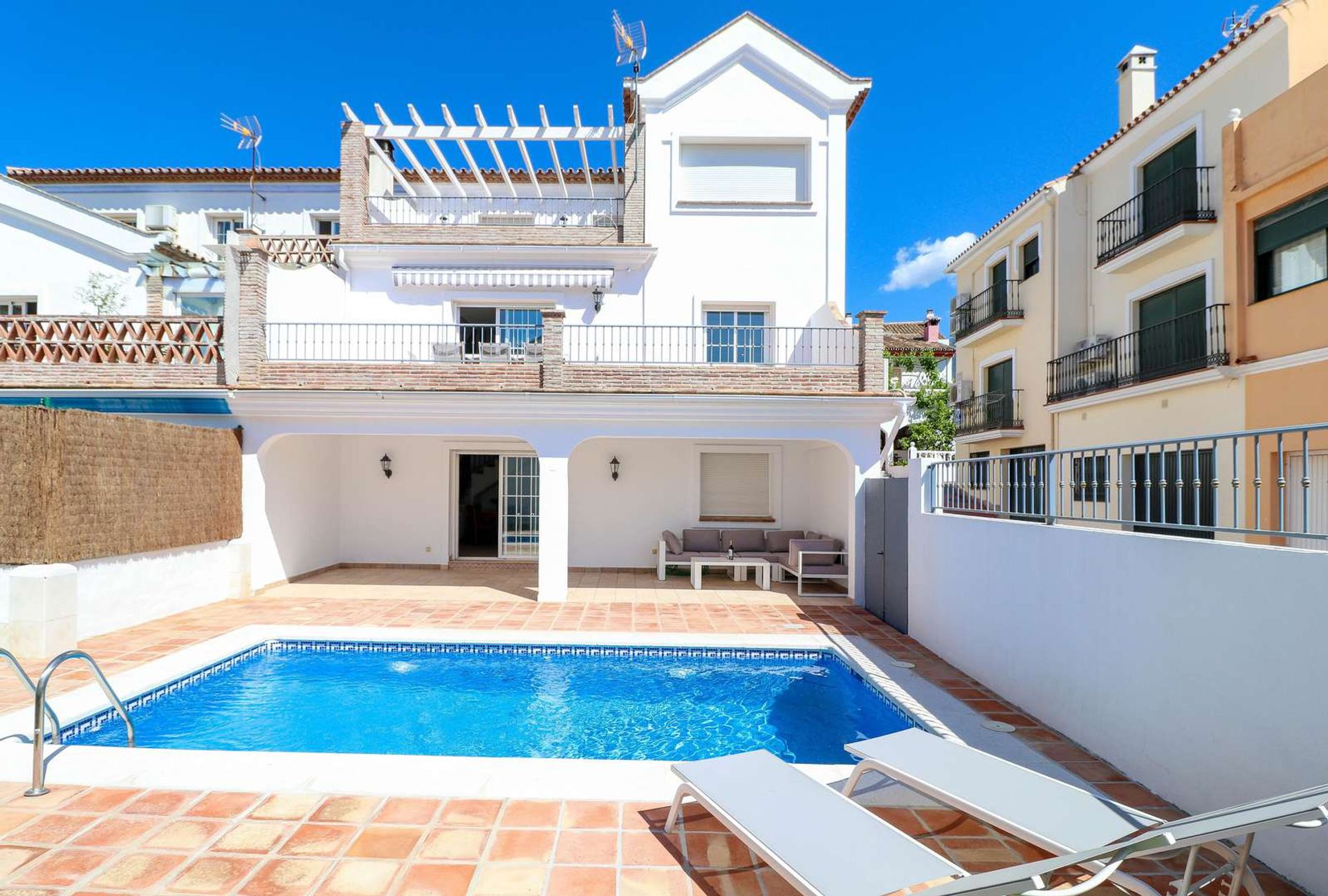 House in Benahavis, Andalusia 10071236