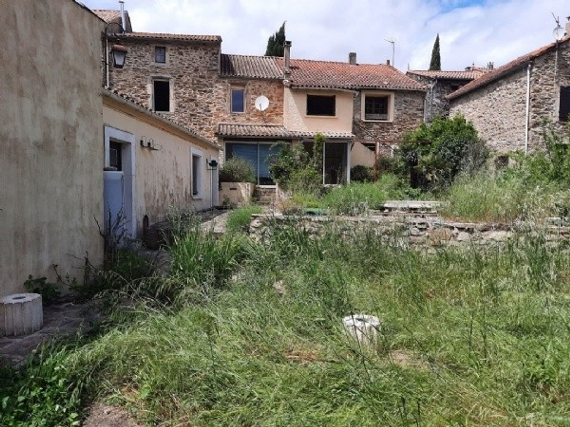 Talo sisään Beziers, Languedoc-Roussillon 10071340