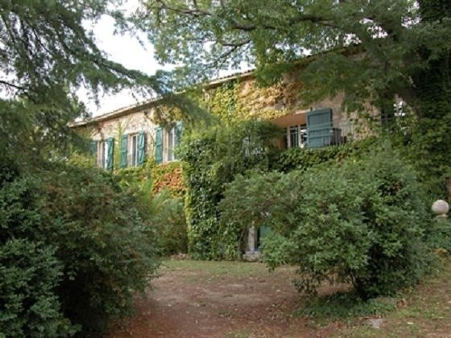 Condominio nel Beziers, Languedoc-Roussillon 10071345