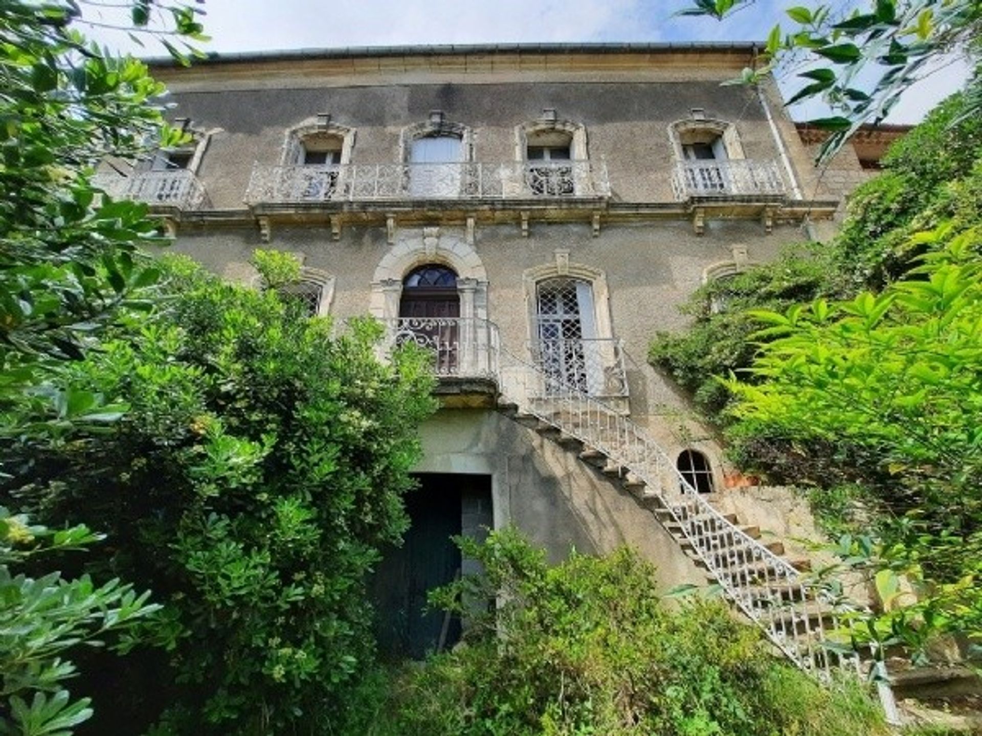 بيت في Beziers, Languedoc-Roussillon 10071357