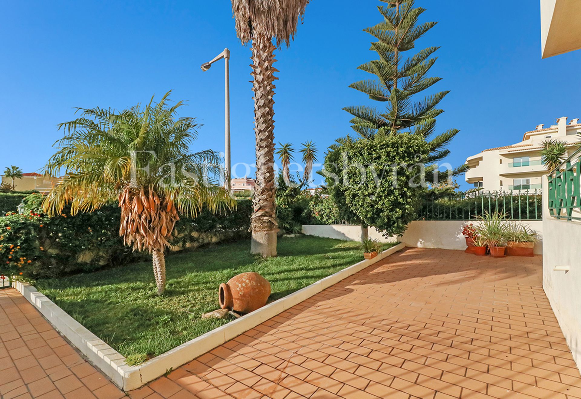 Condominium in Porches, Algarve 10071479