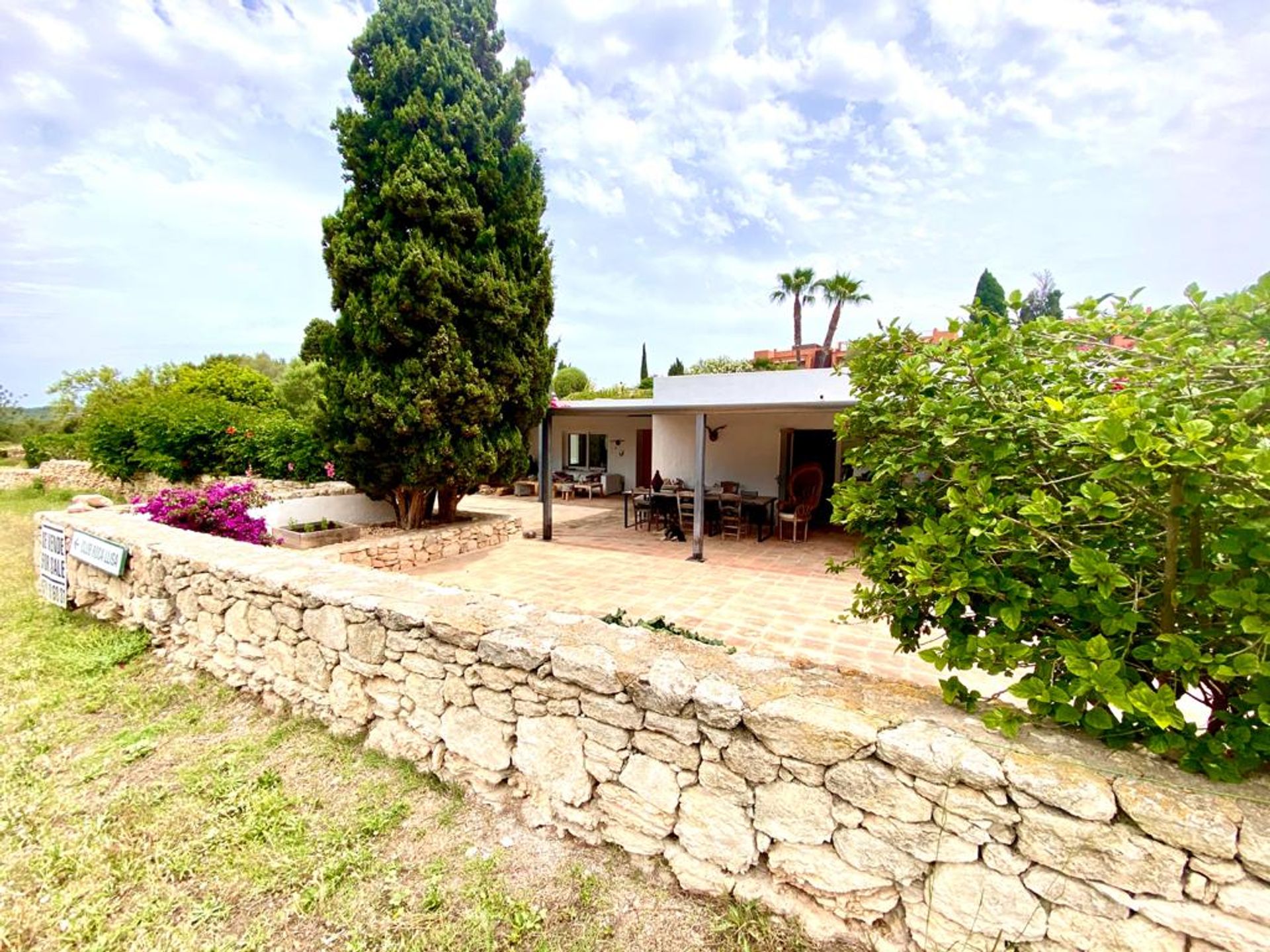 House in Santa Eulalia,  10072656