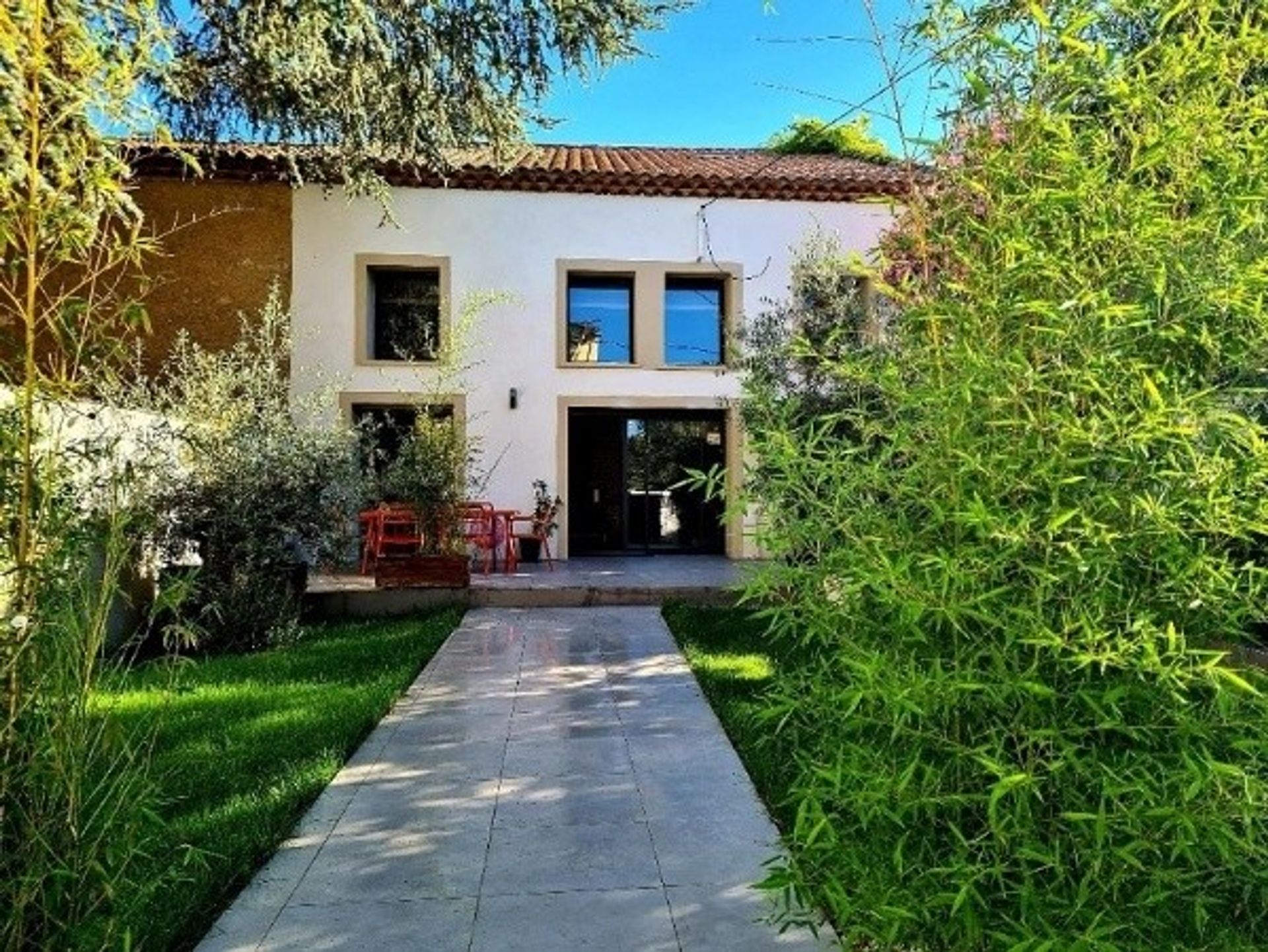 Condominium in Beziers, Occitanie 10074730