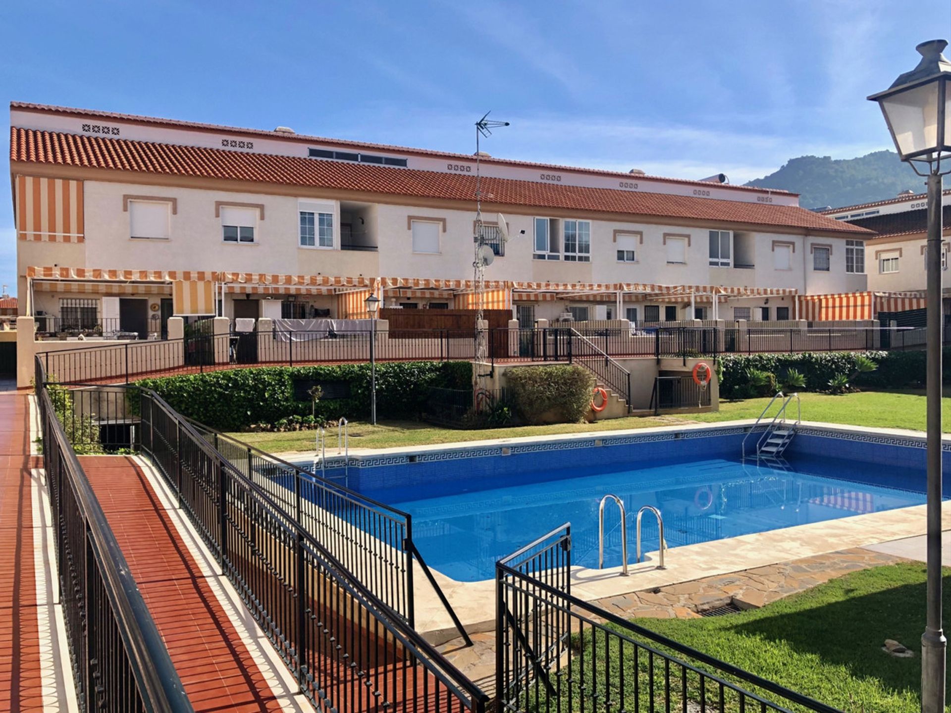 casa no Alhaurín de la Torre, Andaluzia 10075185