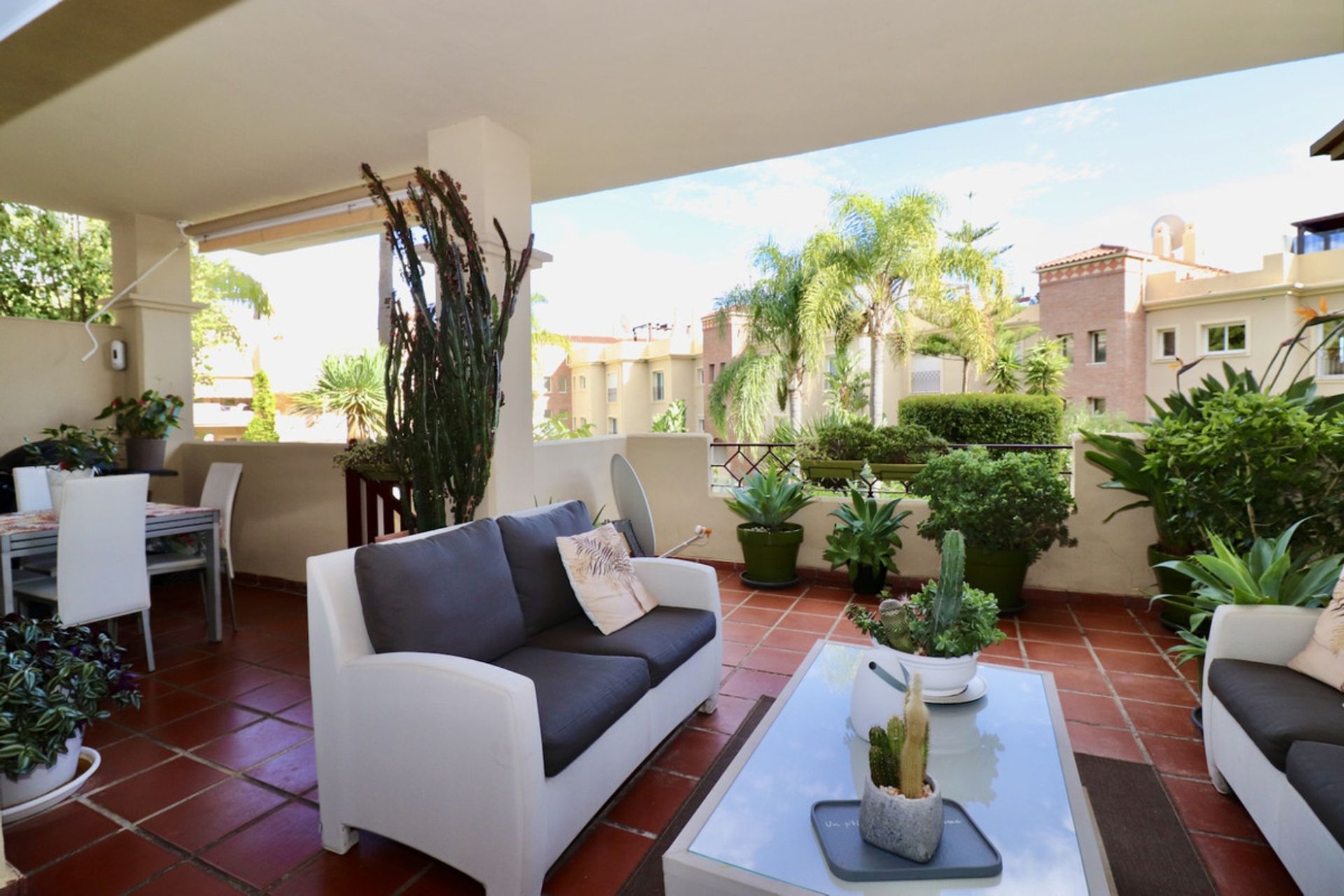 Condominium dans Bel Air, Costa Del Sol 10075286