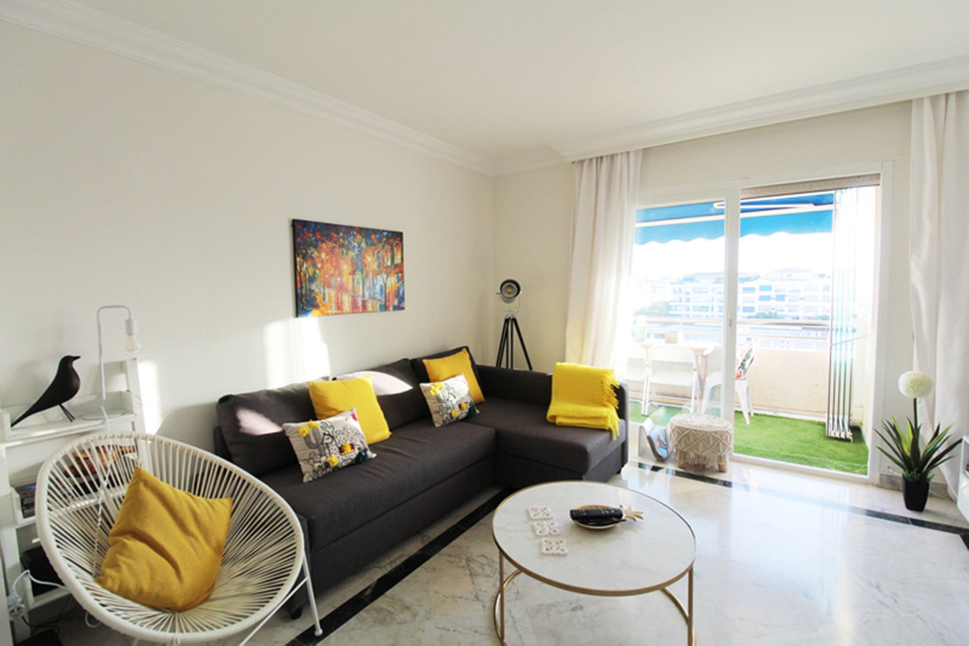 Condominium in Puerto Banus, Costa Del Sol 10075360