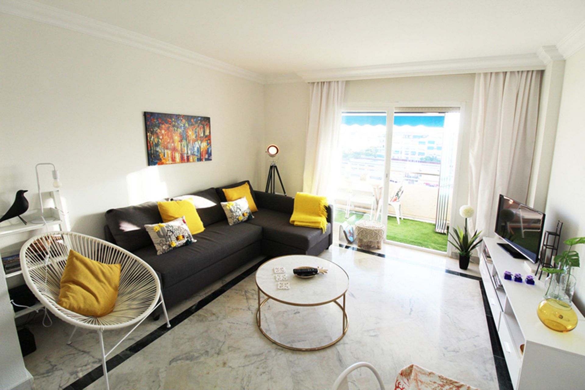 Condominium in Puerto Banus, Costa Del Sol 10075360