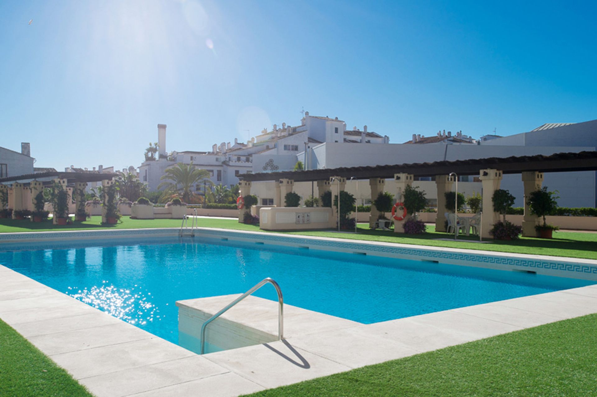 Condominium in El Angel, Andalusia 10075360