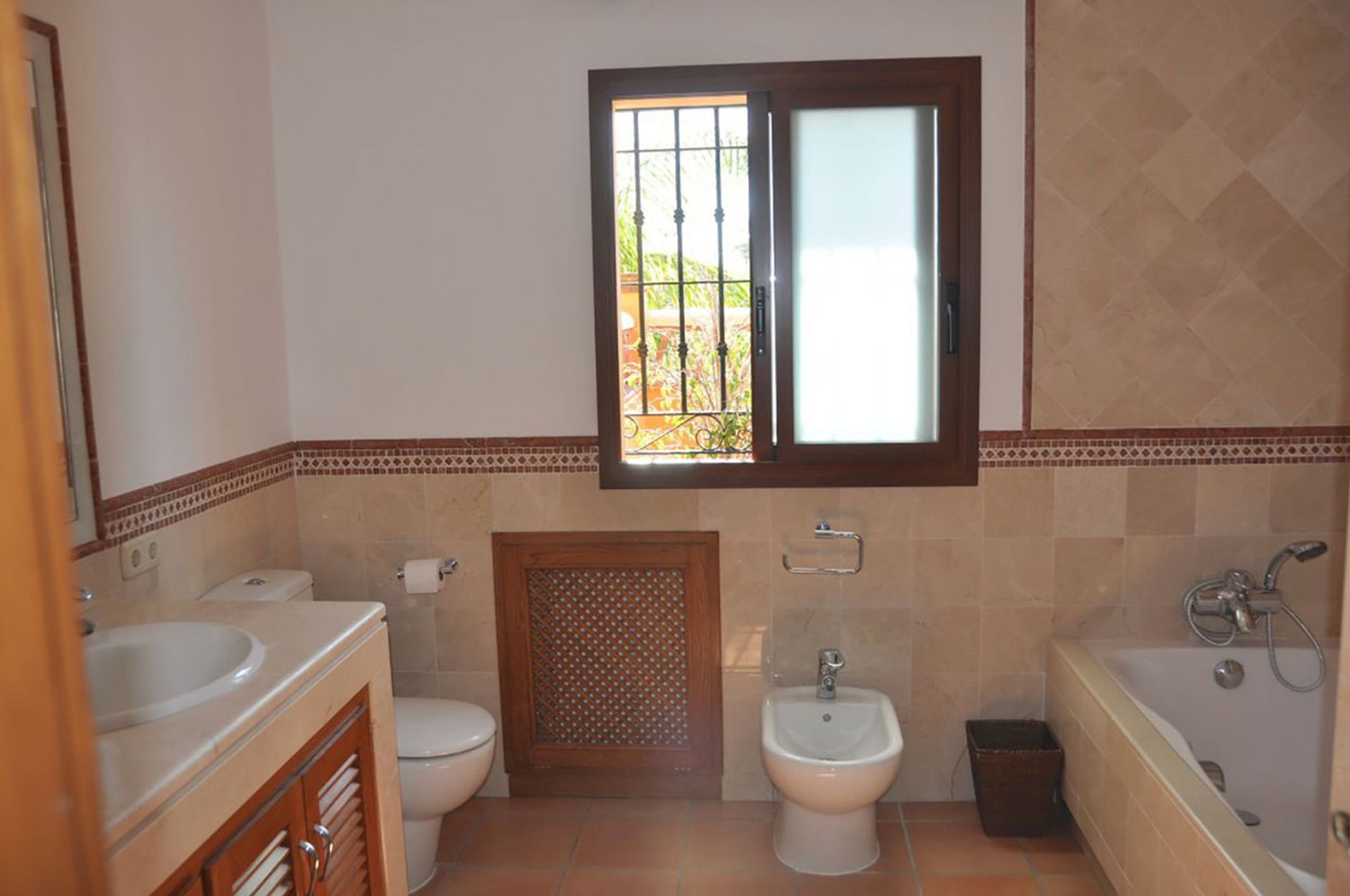 بيت في San Pedro de Alcantara, Costa Del Sol 10075501