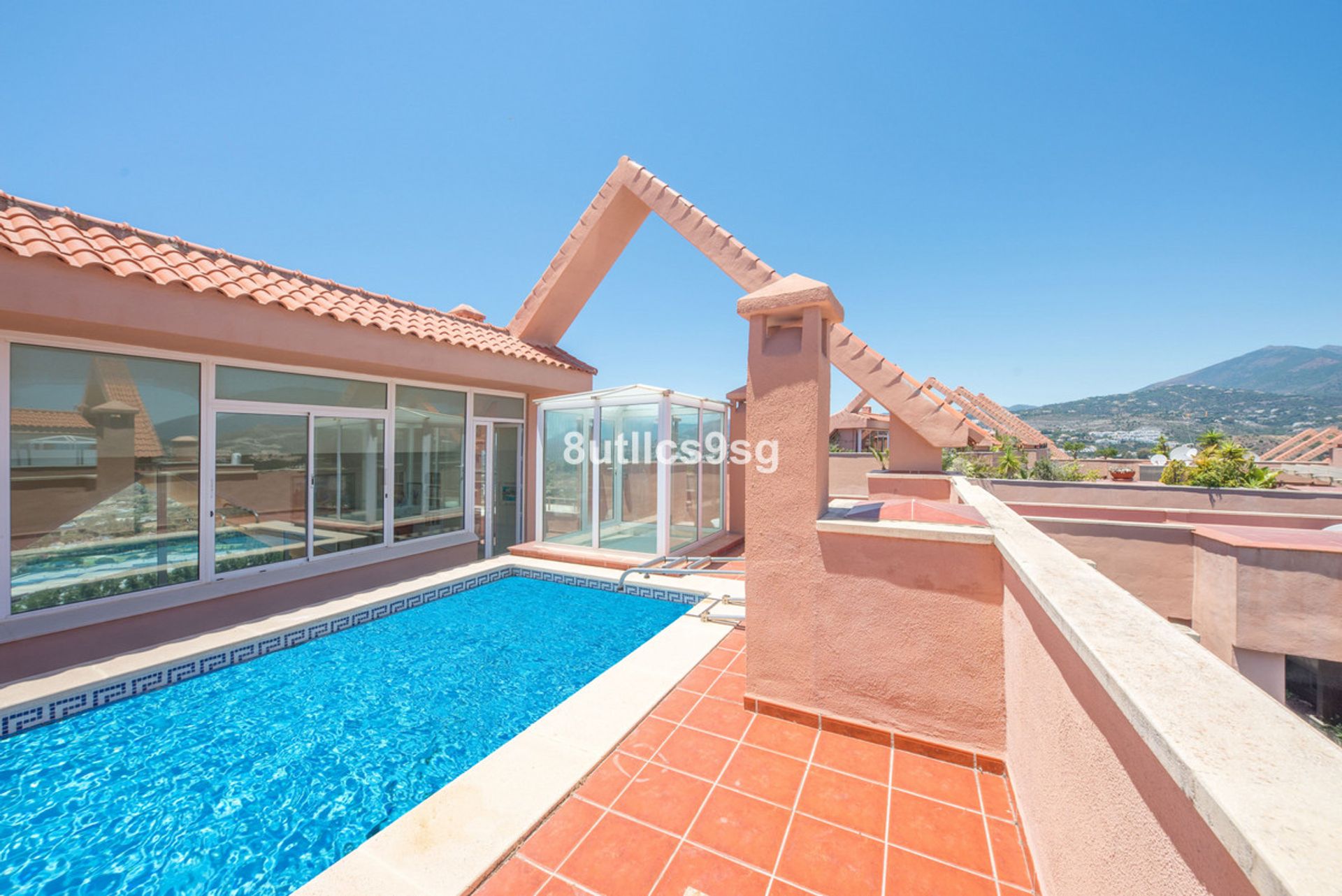 Huis in Nueva Andalucia, Costa Del Sol 10075566