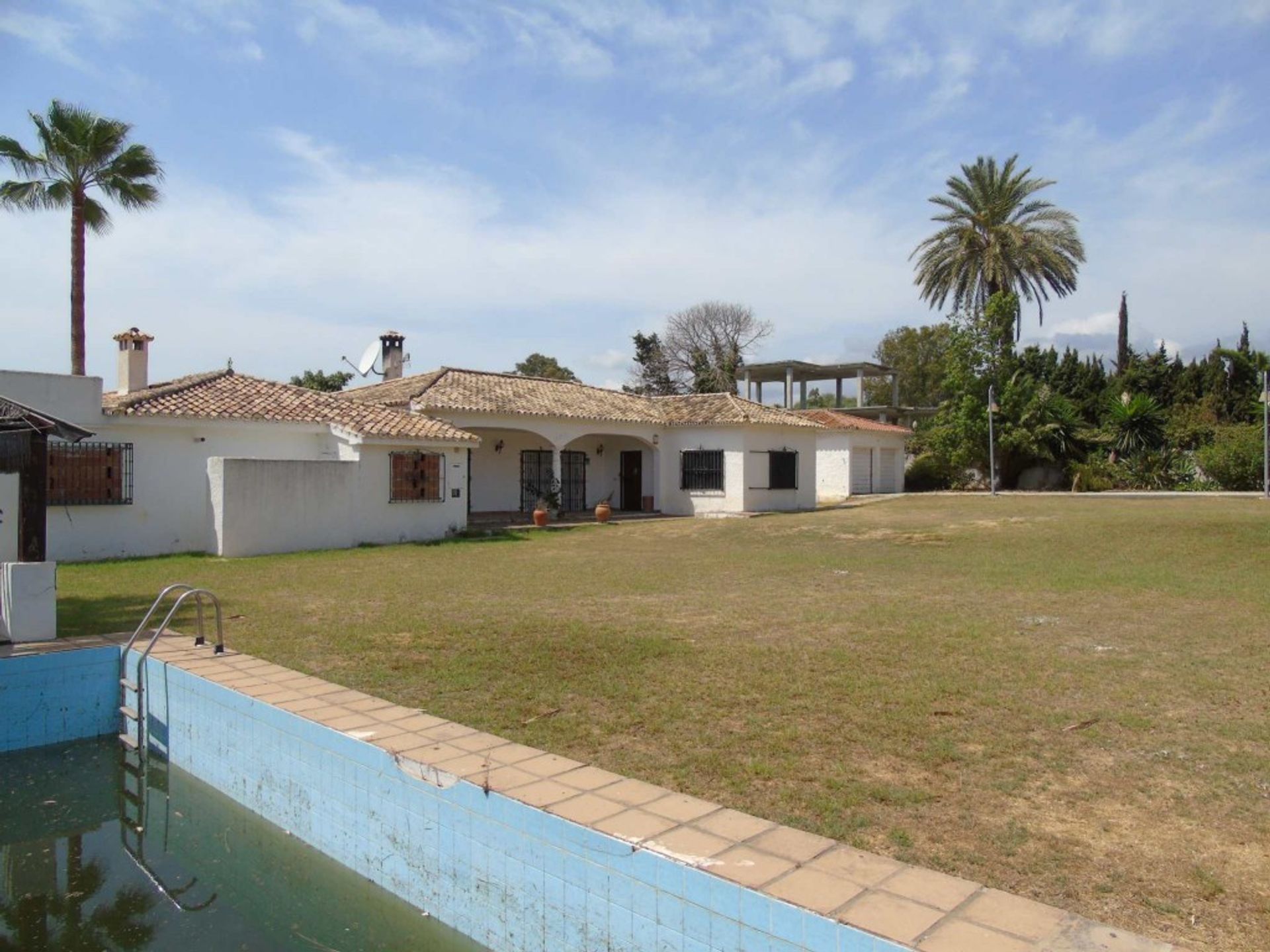 Land in Marbella, Costa Del Sol 10075578