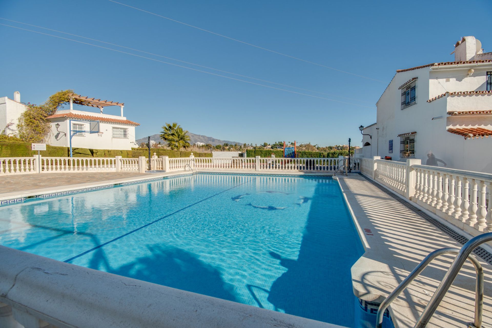 Huis in New Golden Mile, Costa Del Sol 10076092