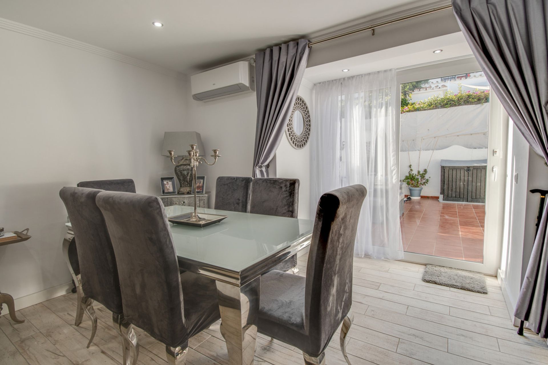 Huis in New Golden Mile, Costa Del Sol 10076092