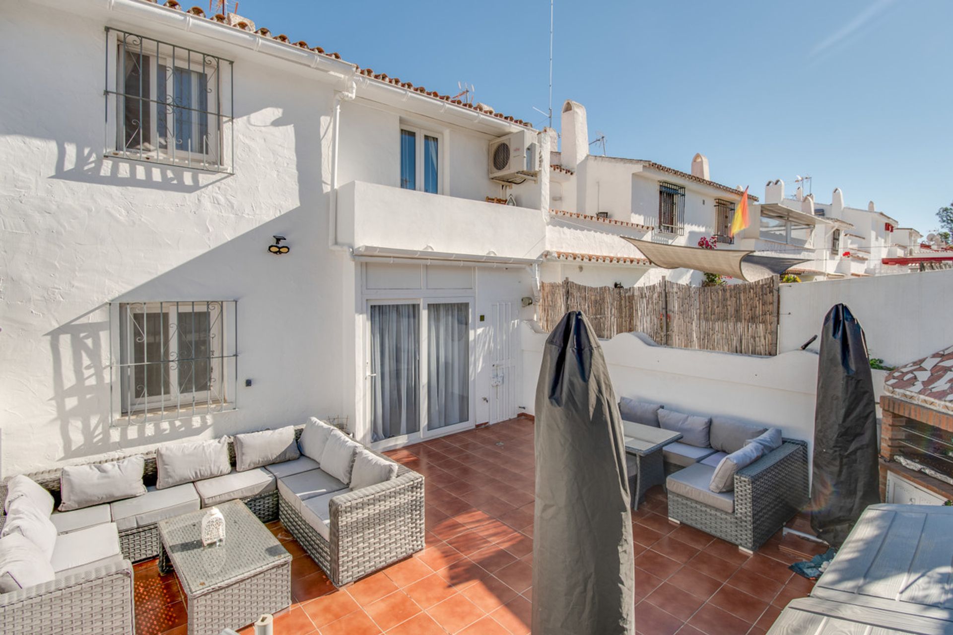 Huis in New Golden Mile, Costa Del Sol 10076092