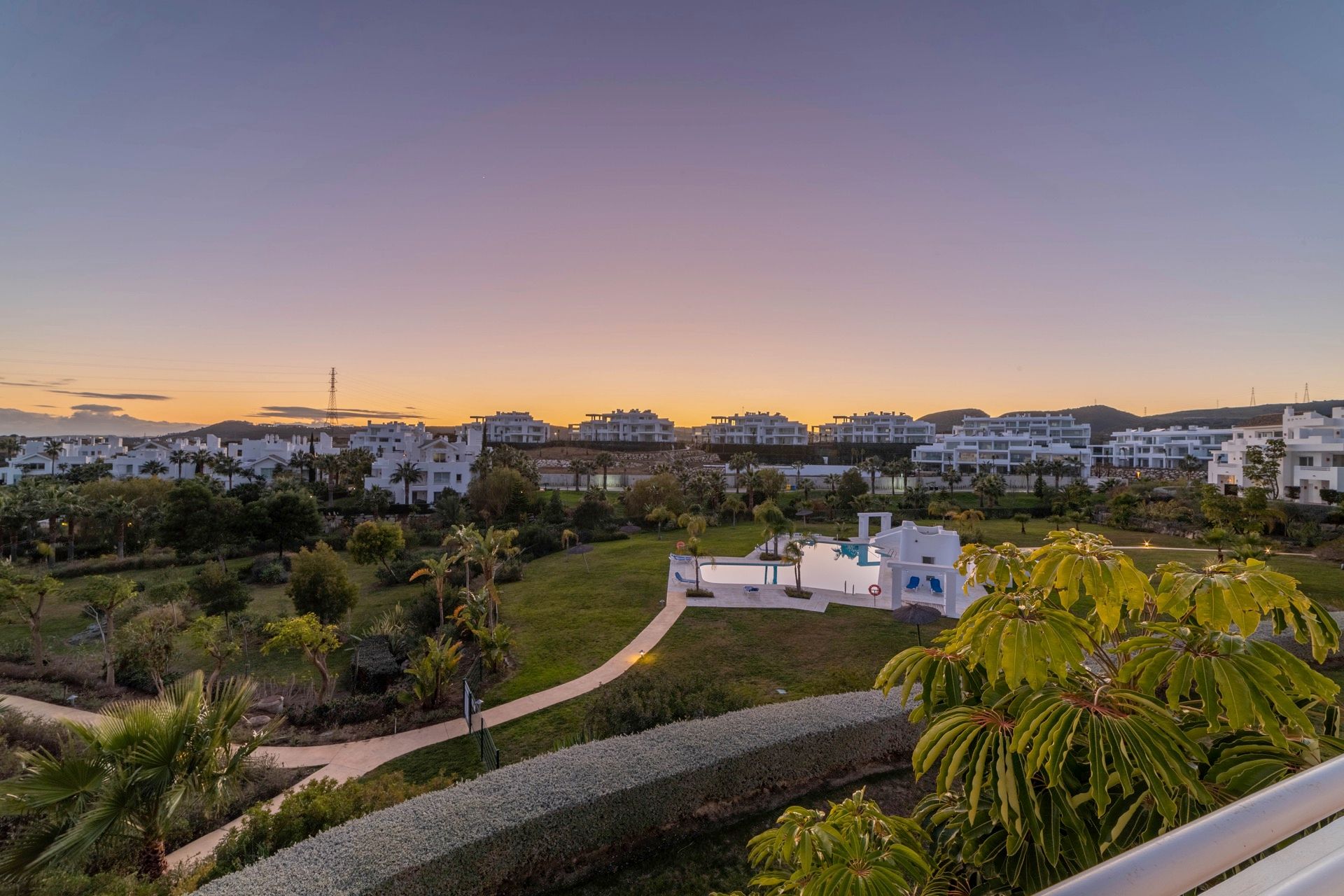 عمارات في Casares,  10078272