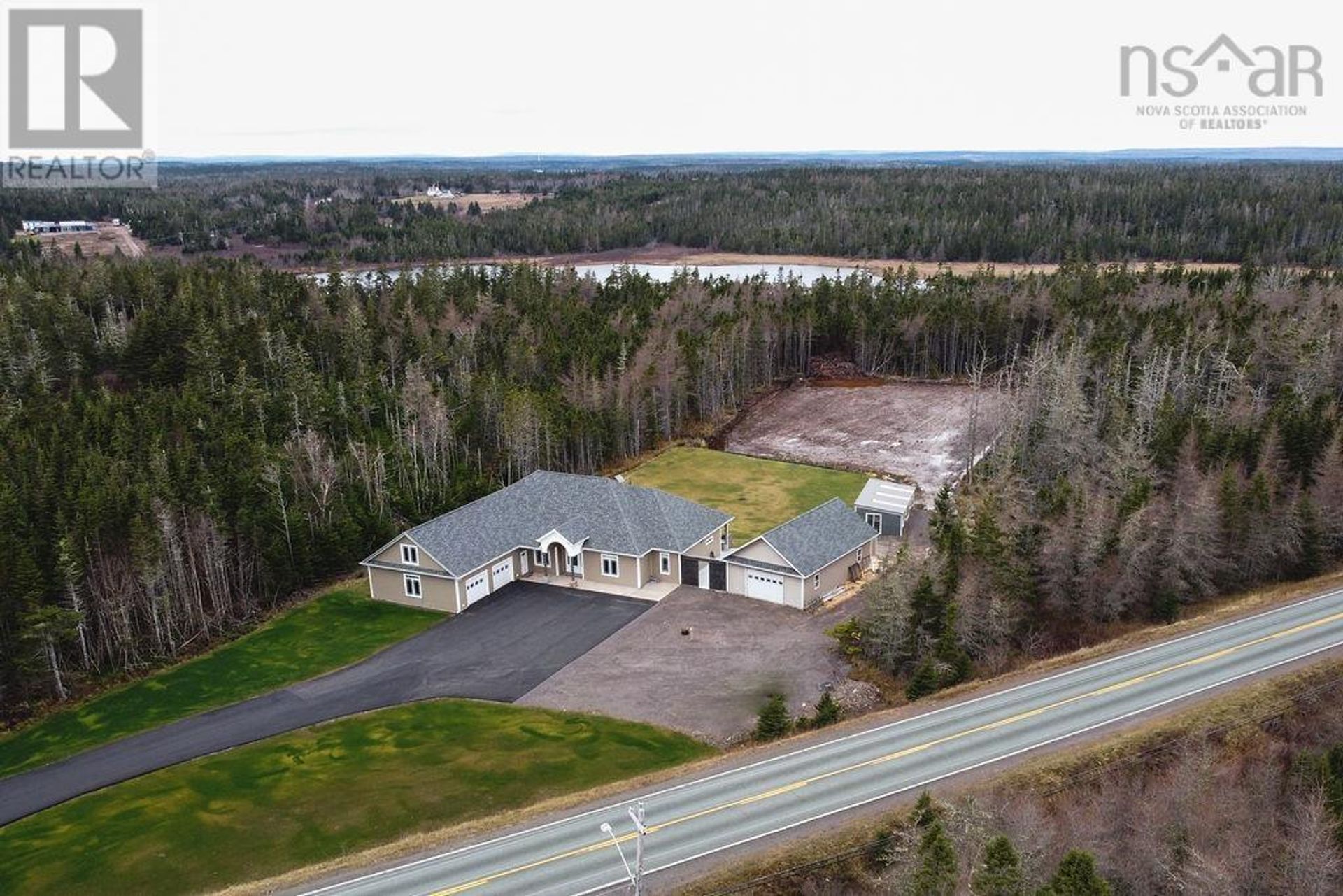 Rumah di Port Hawkesbury, Nova Scotia 10078723