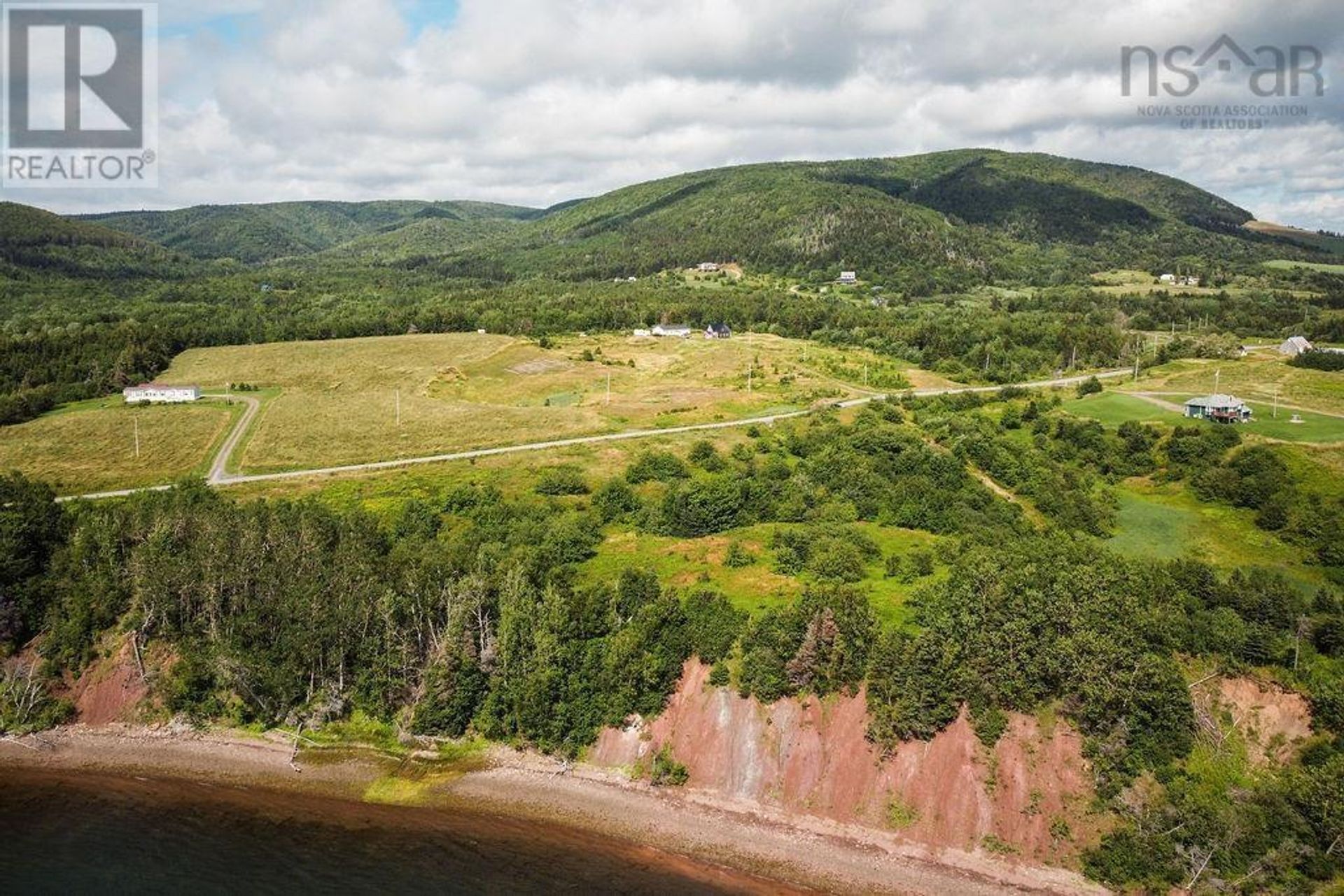 Terra no Mabou, Nova Scotia 10078745