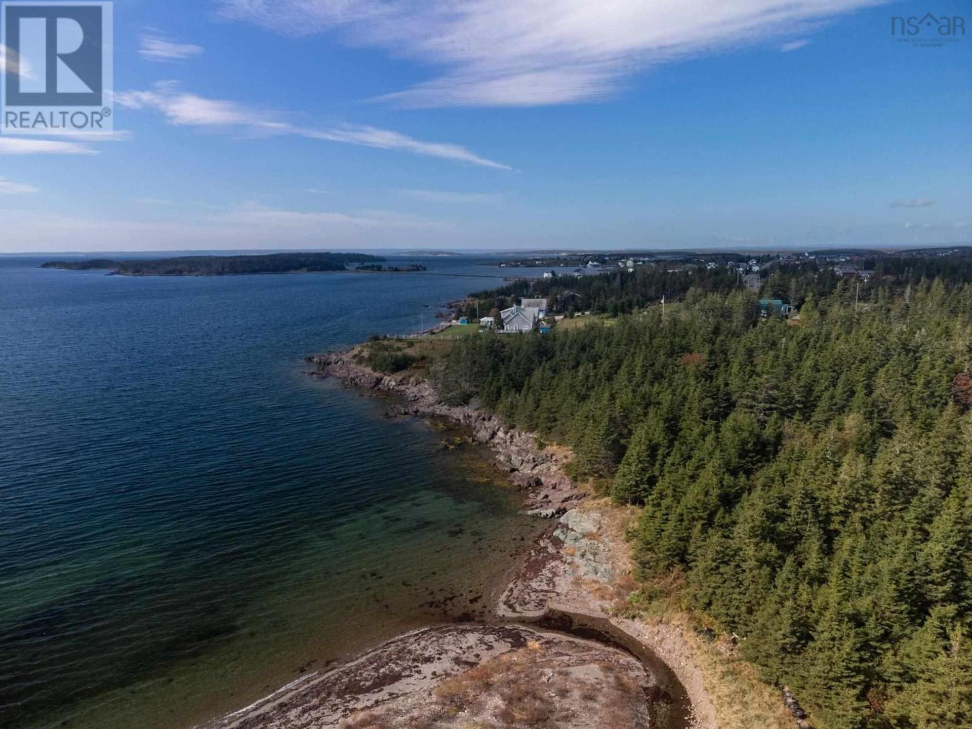 rumah dalam Pelabuhan Hawkesbury, Nova Scotia 10078758