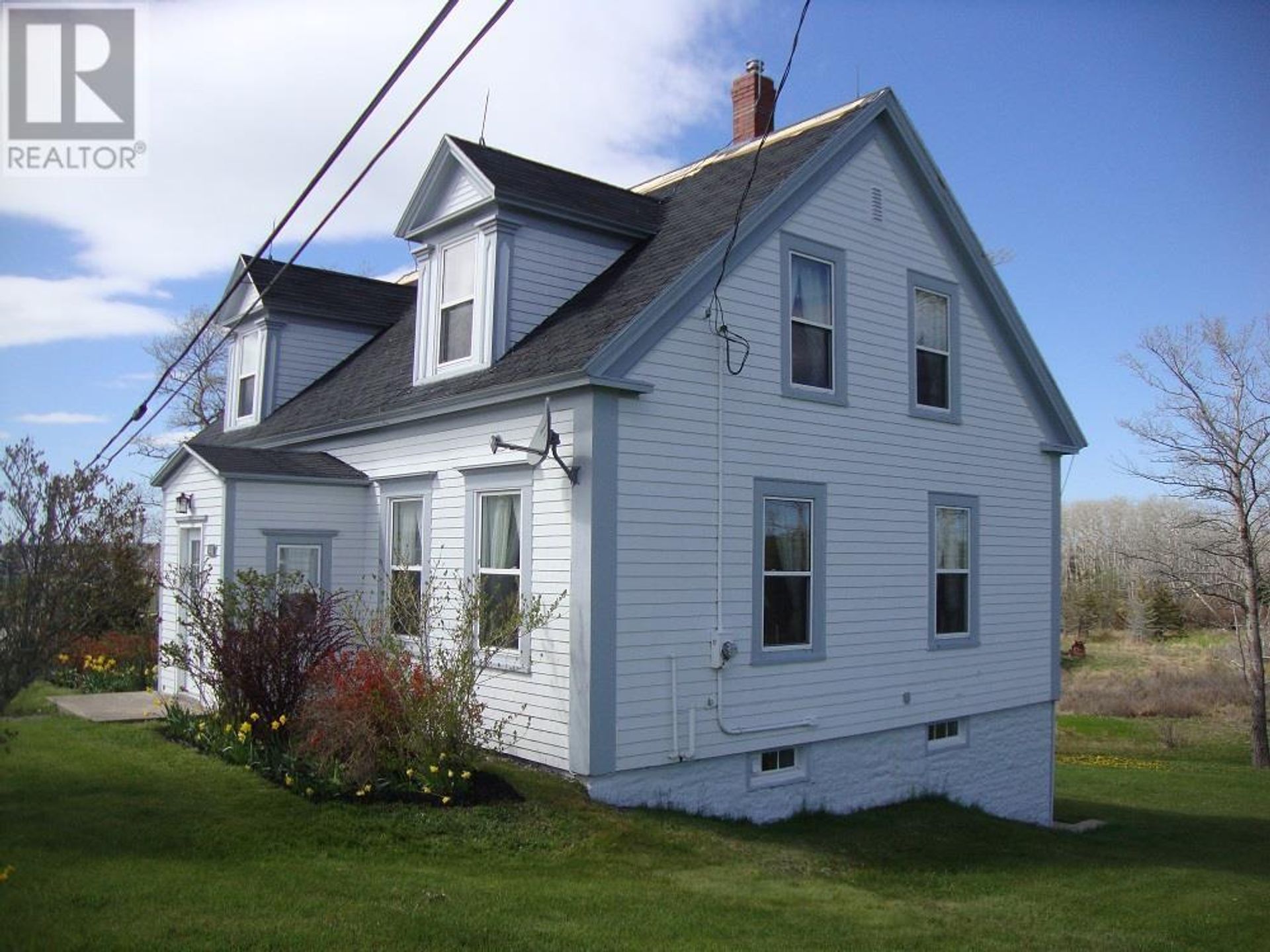 rumah dalam Pelabuhan Hawkesbury, Nova Scotia 10078892