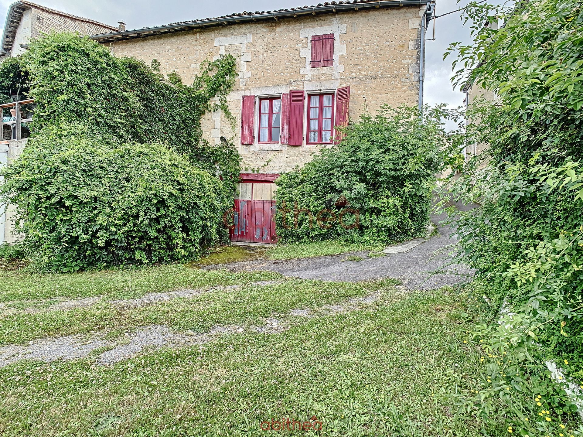 Huis in , Nouvelle-Aquitaine 10080460