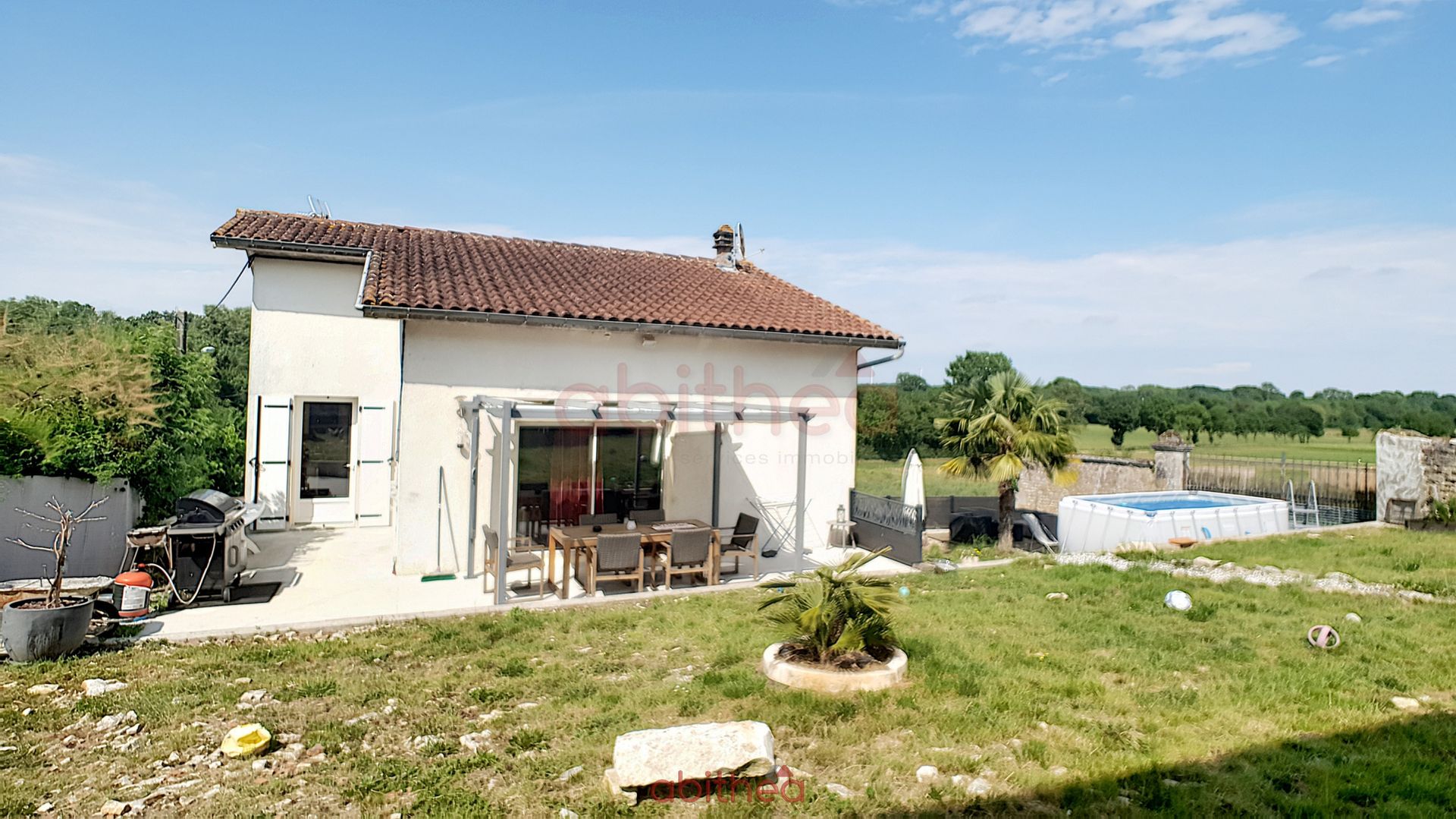 Huis in , Nouvelle-Aquitaine 10080501