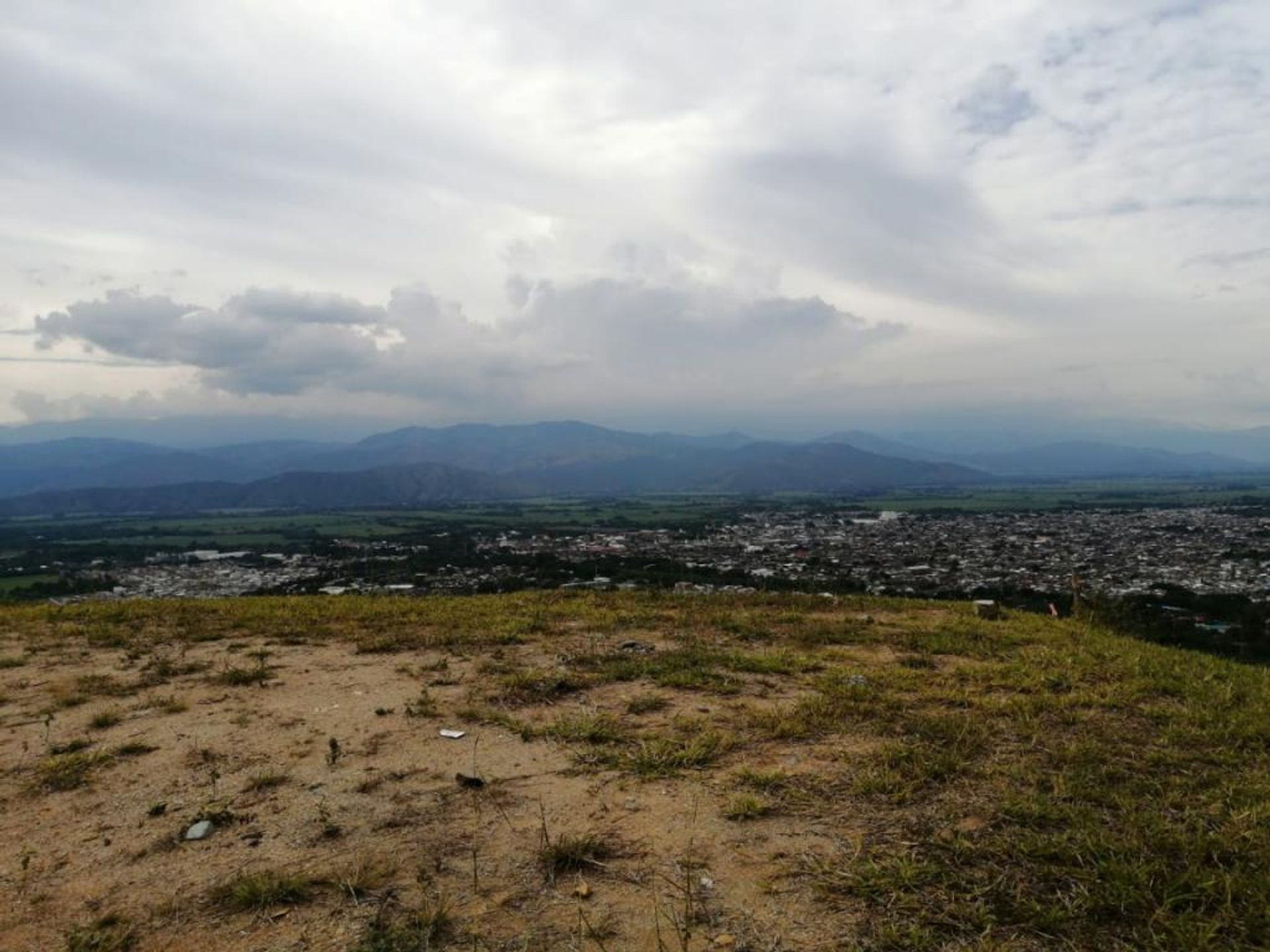 Земля в Guadalajara de Buga,  10081054