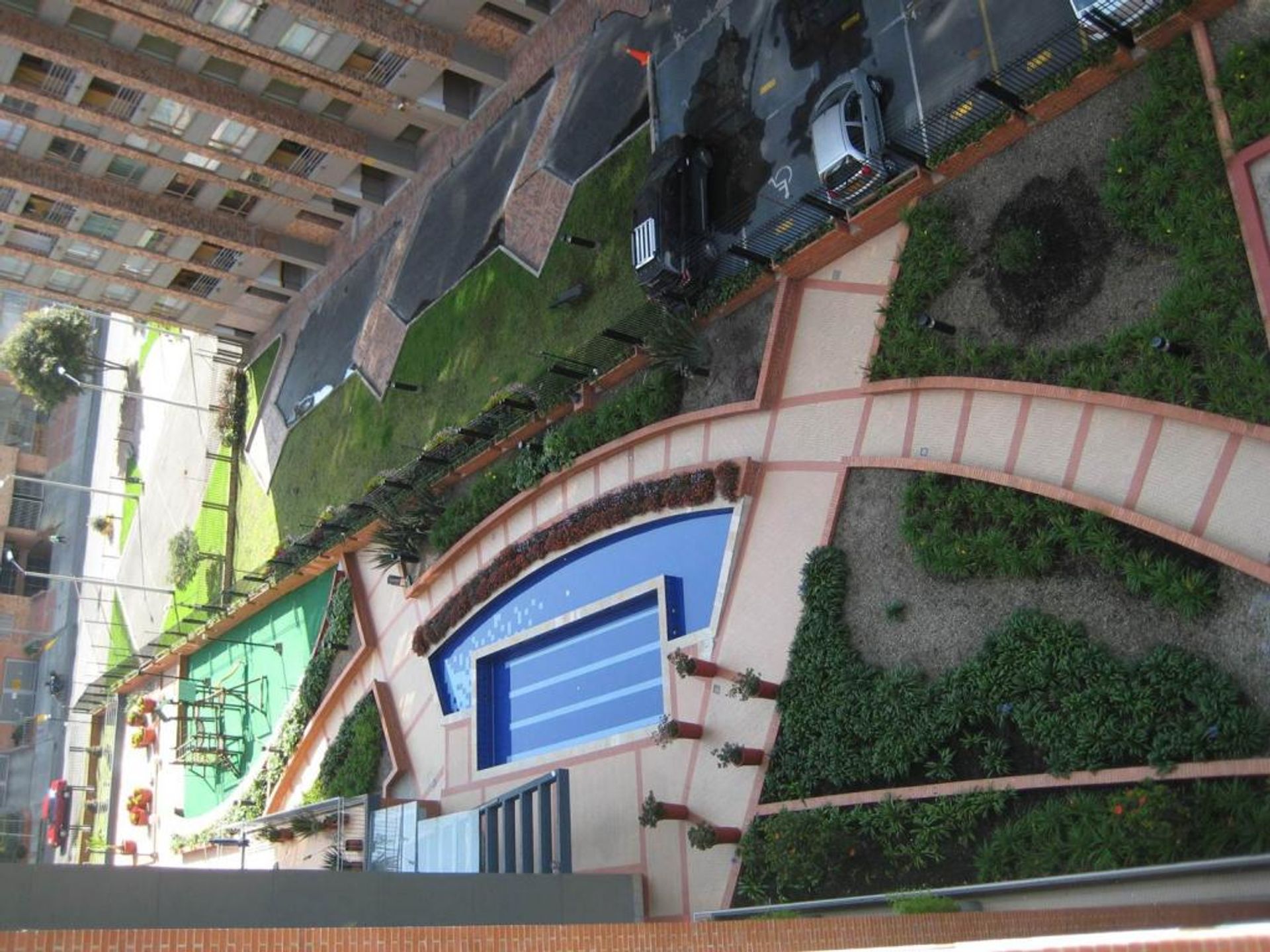 Condominium in Bogota,  10081070