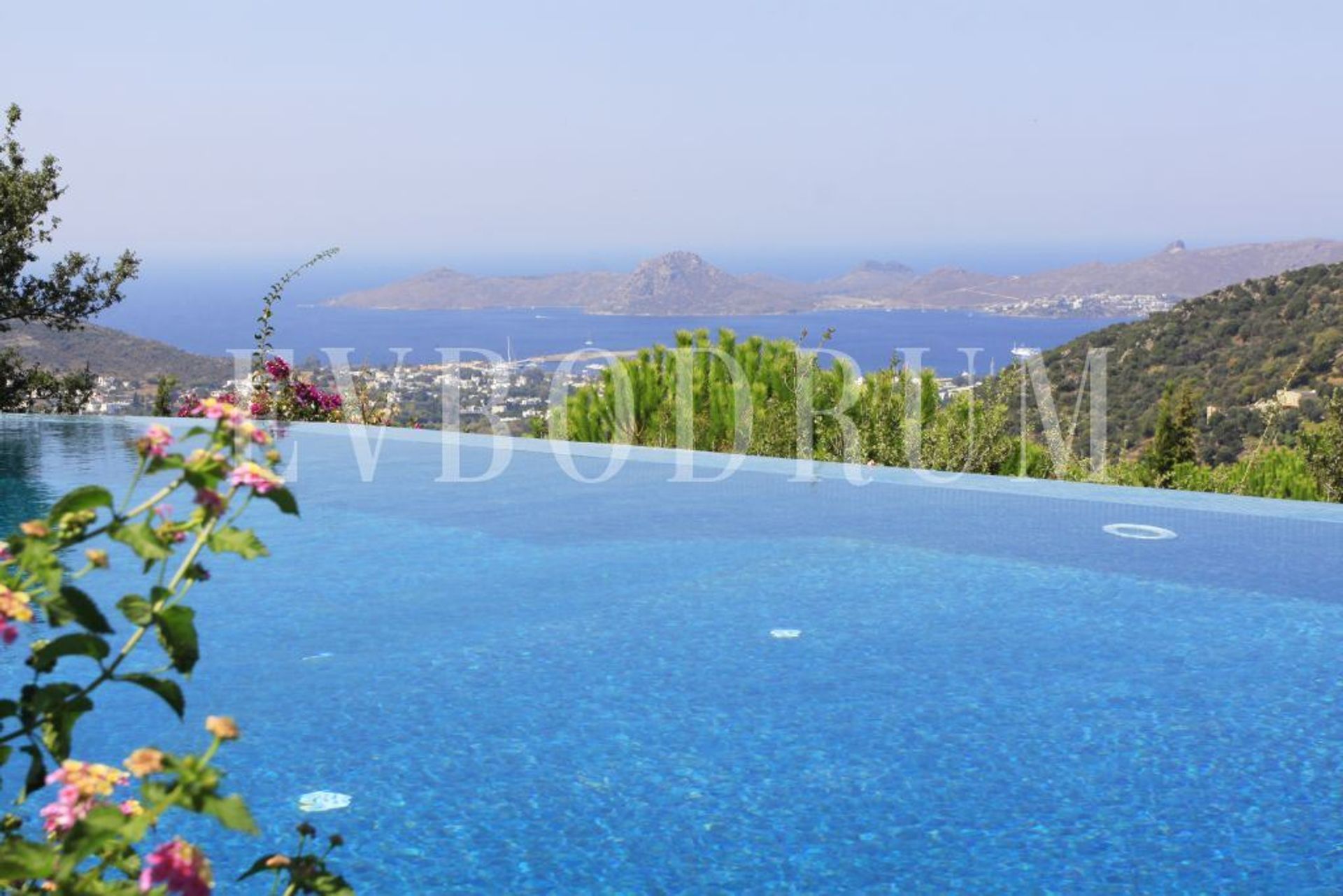 rumah dalam Yalikavak / Bodrum,  10081178