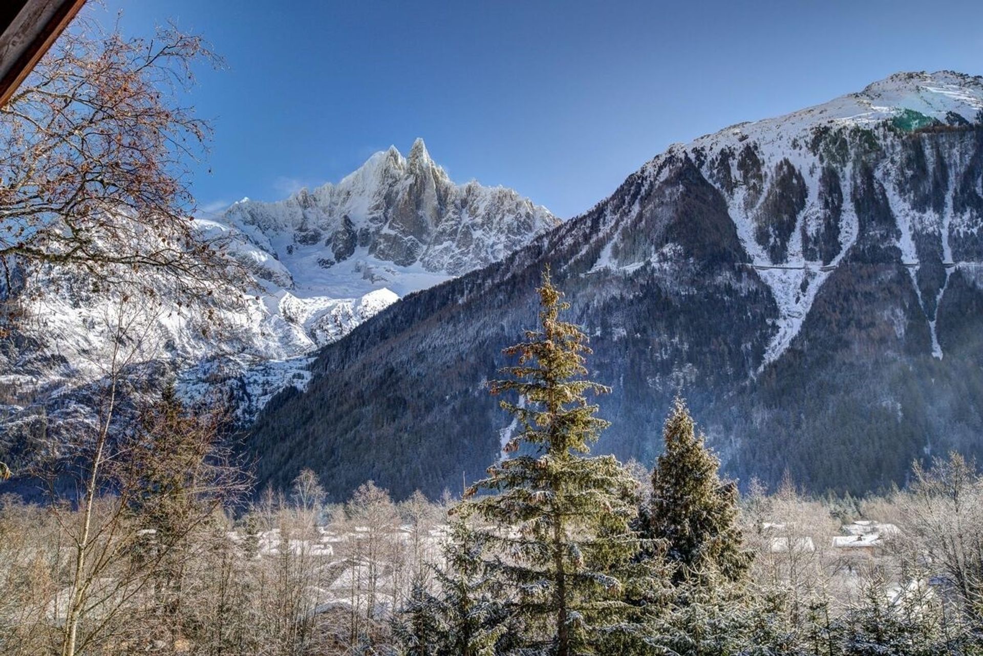 Talo sisään Les Praz-de-Chamonix, Auvergne-Rhône-Alpes 10081447