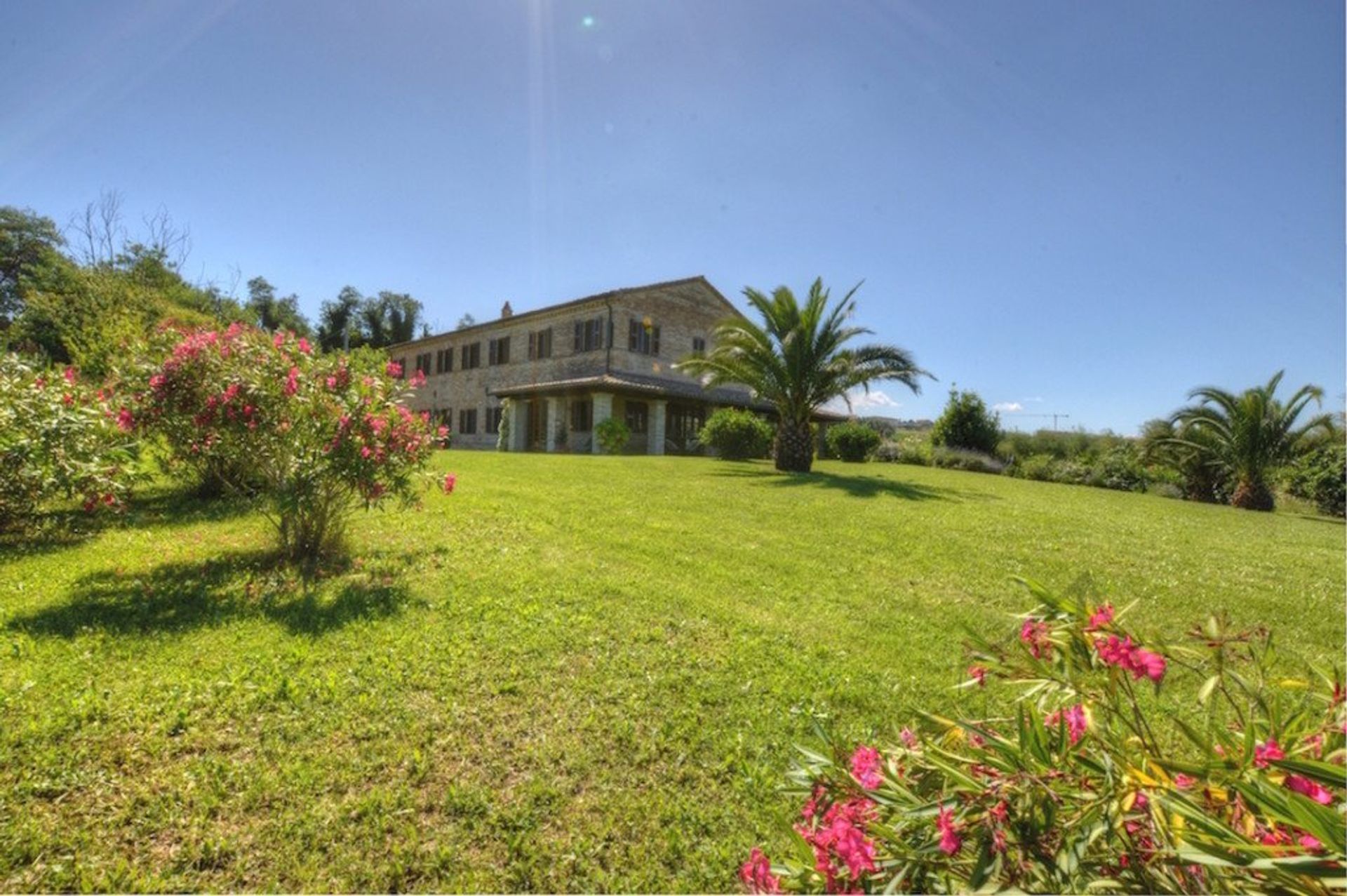 House in Arcevia, Marche 10081959