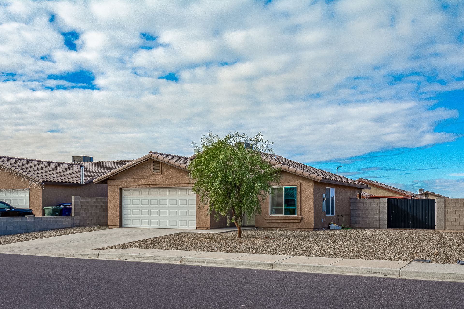 House in Yuma, Arizona 10082099