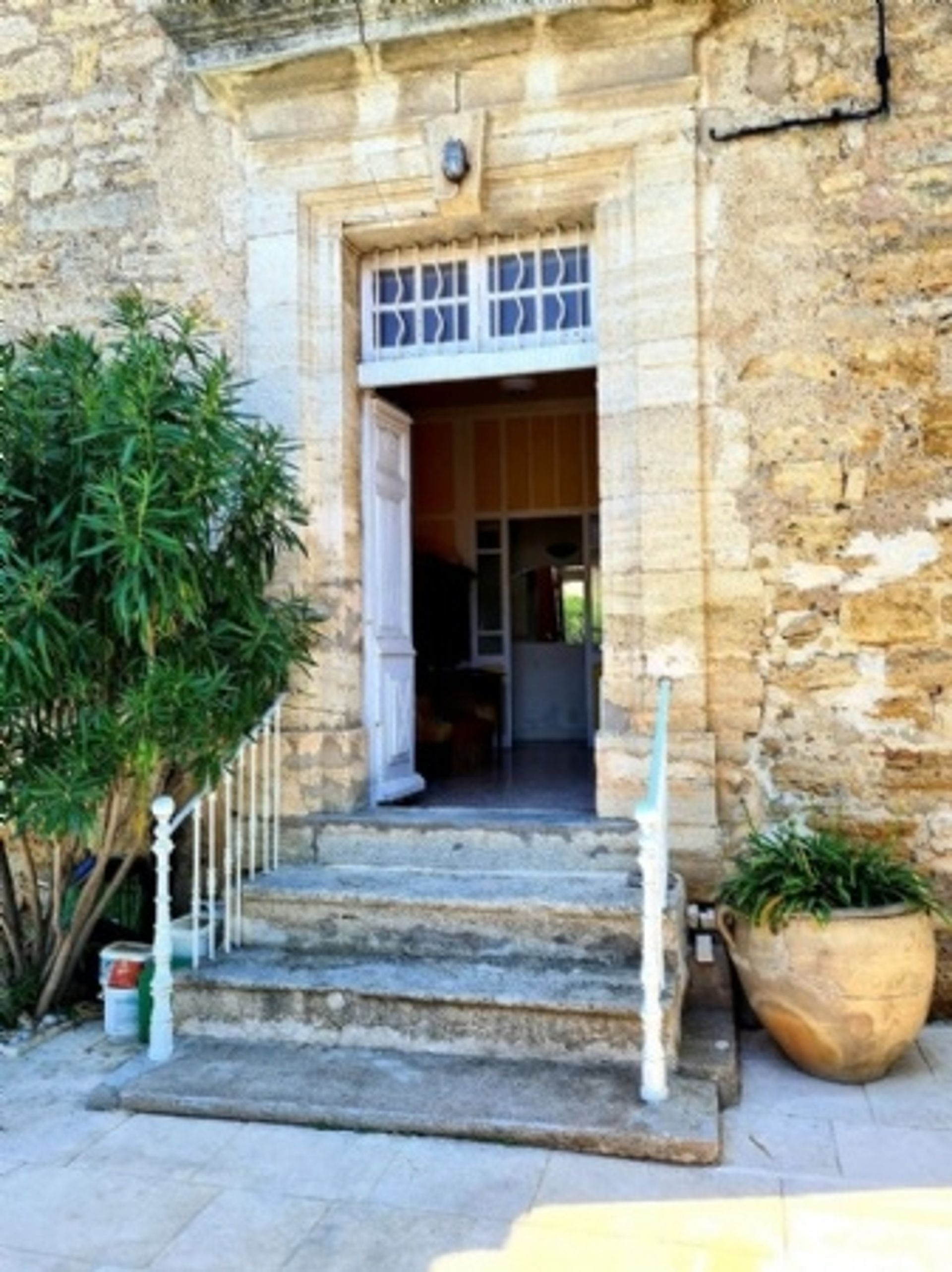 House in Beziers, Languedoc-Roussillon 10082187