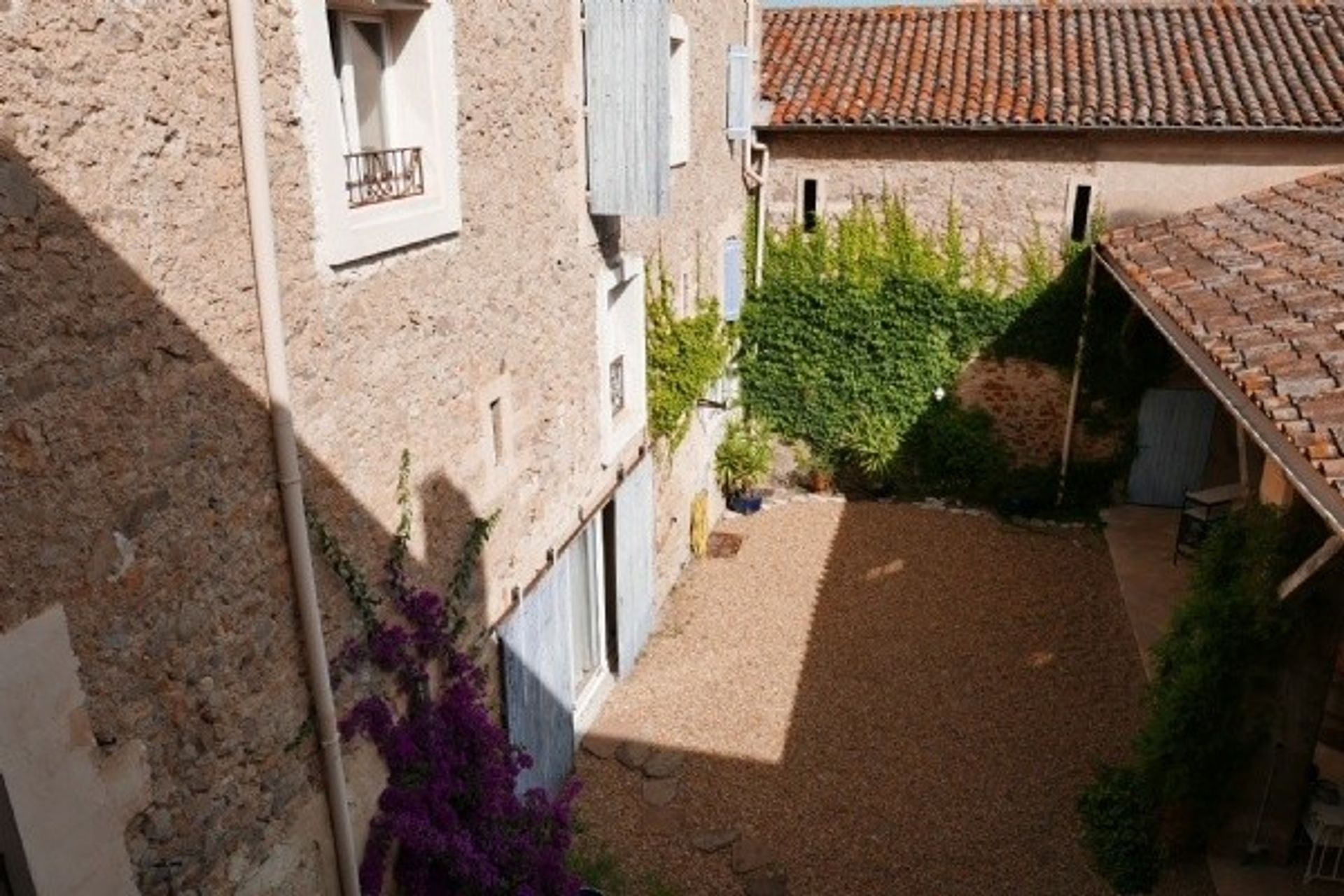 Talo sisään Beziers, Languedoc-Roussillon 10082197