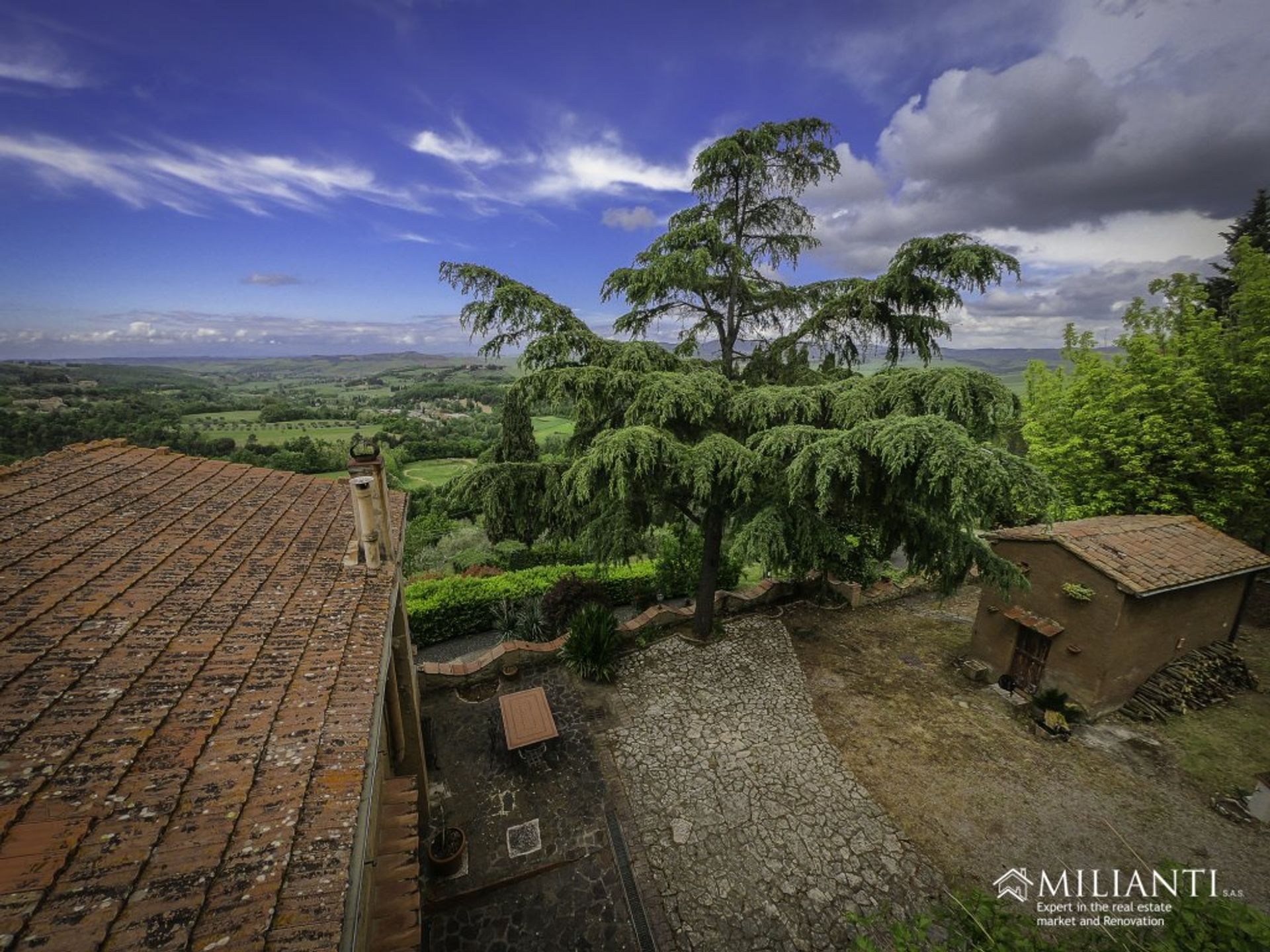 Hus i Volterra, Toscana 10082215