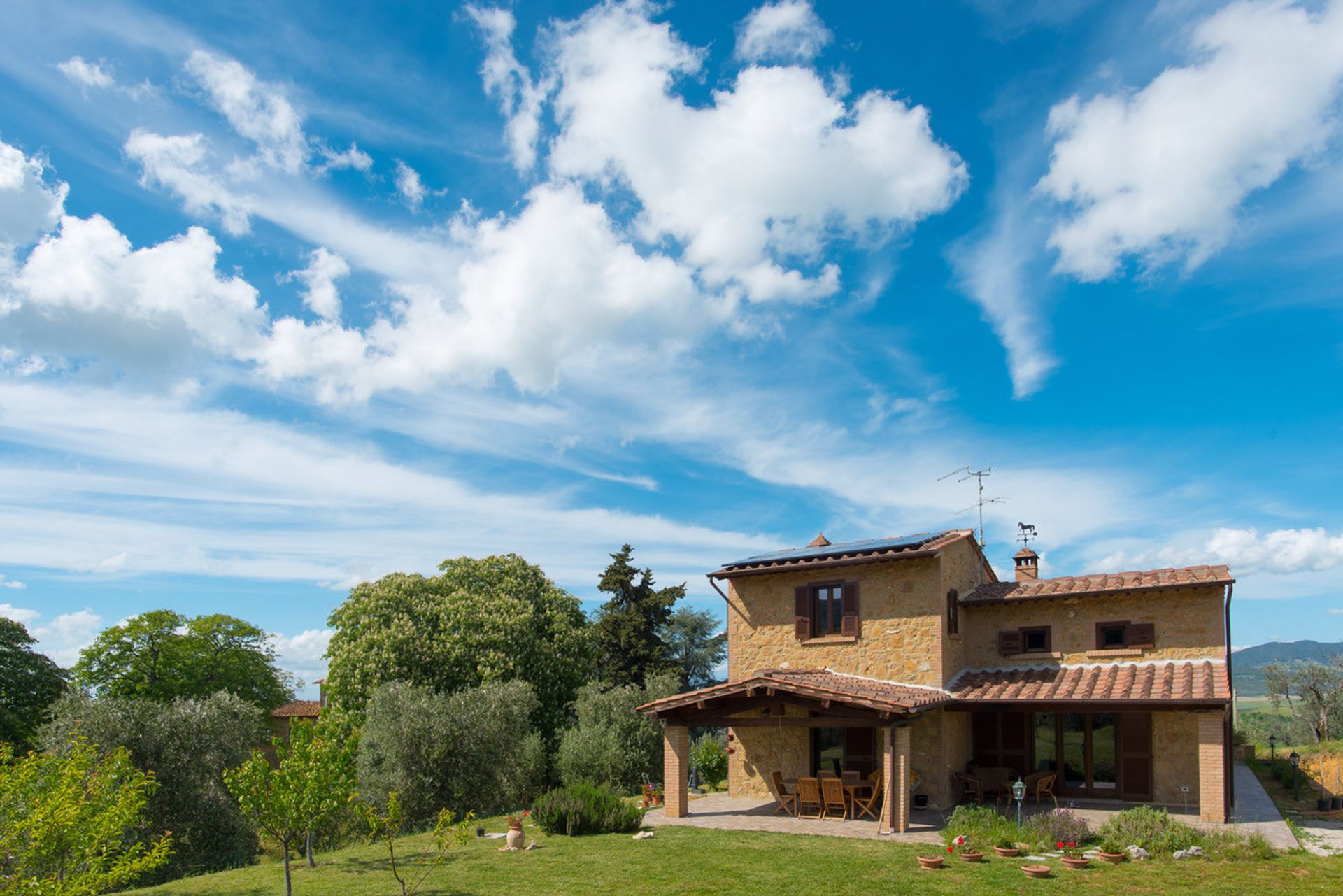 Rumah di Volterra, Toskana 10082218