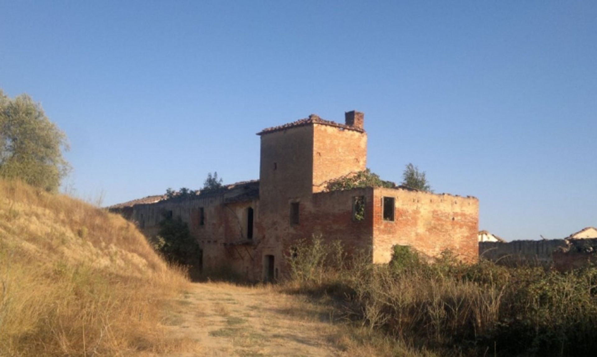 Condominium in San Miniato, Toscane 10082319