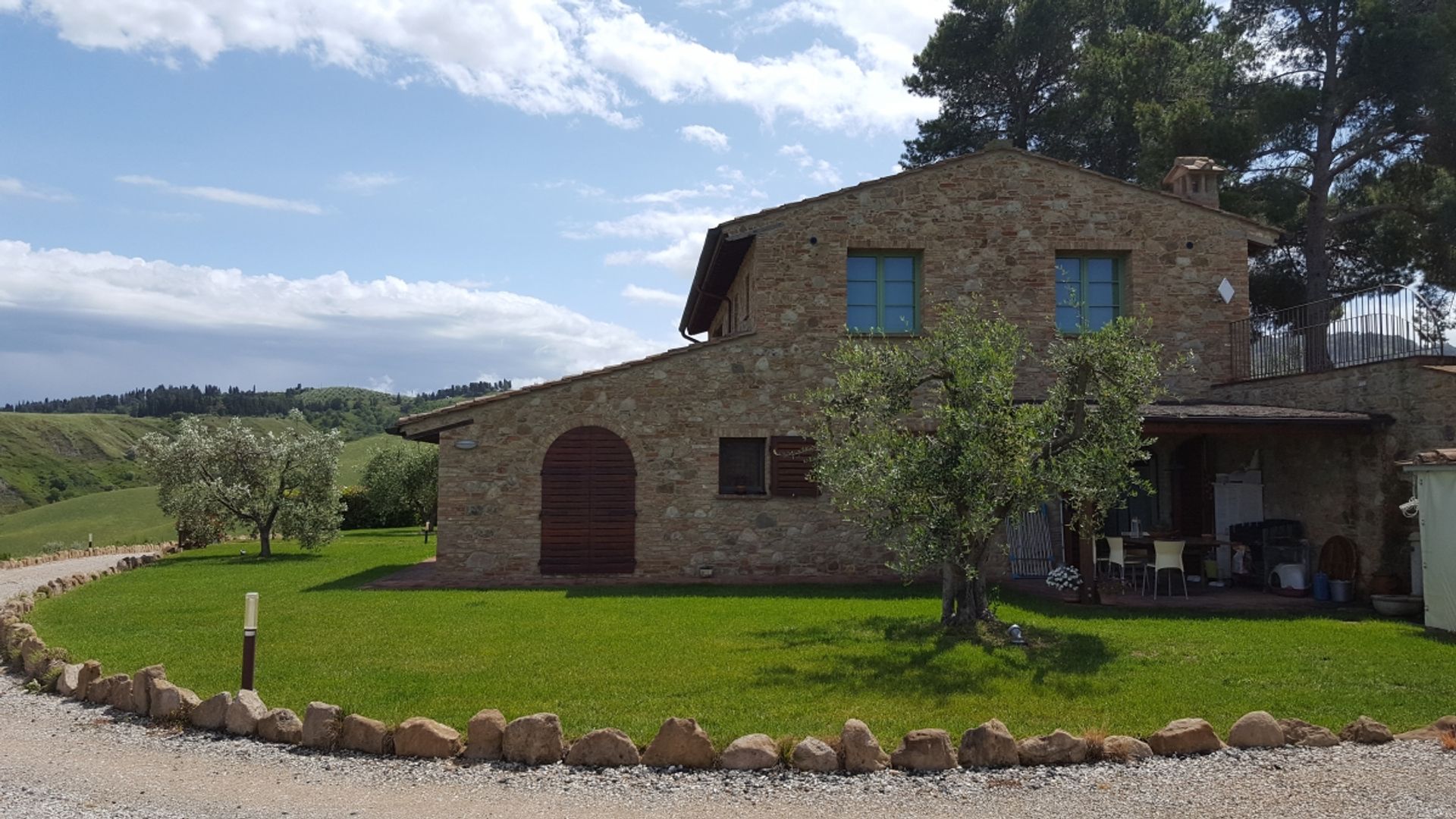 Condominium in Volterra, Tuscany 10082335