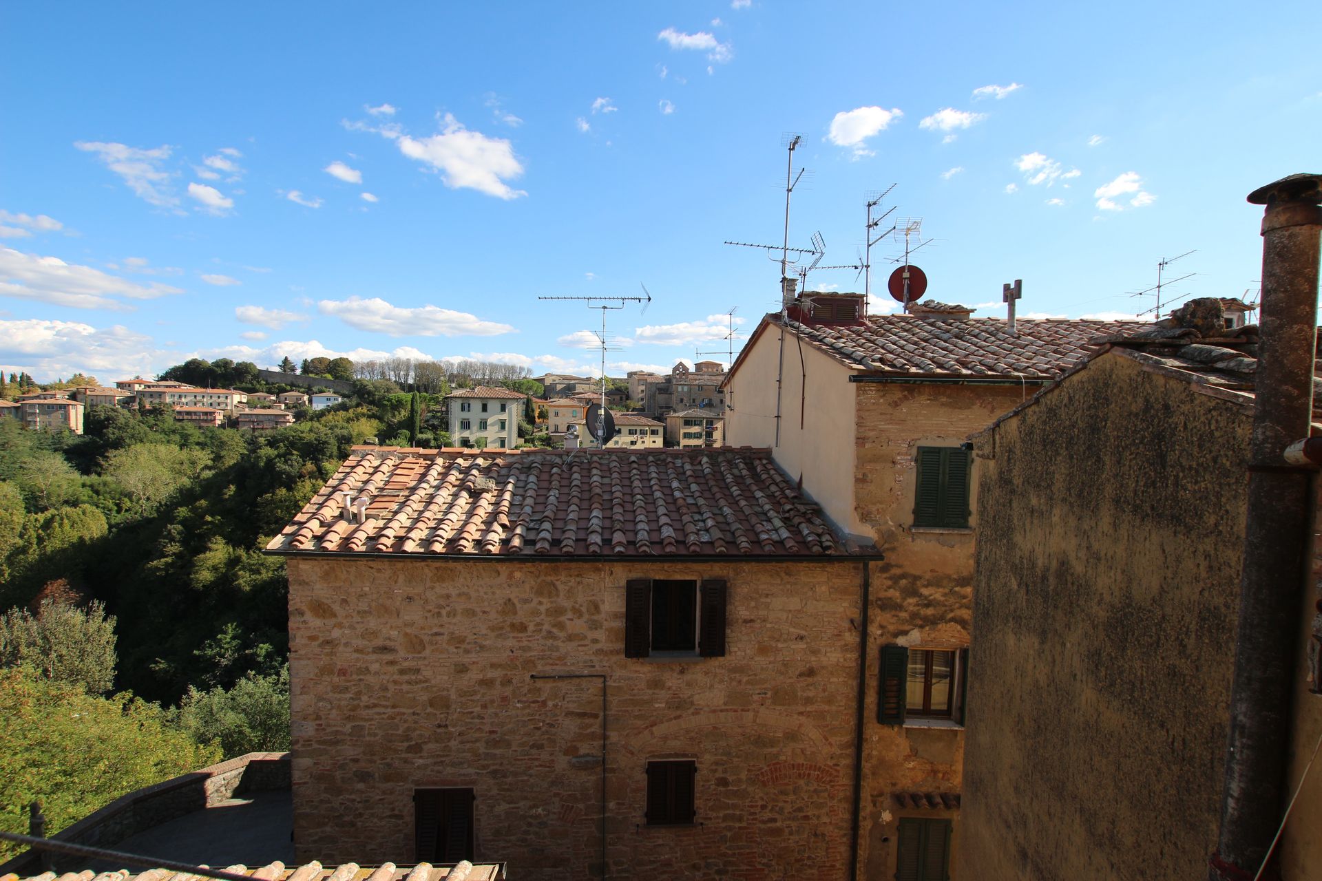 Osakehuoneisto sisään Volterra, Toscana 10082379