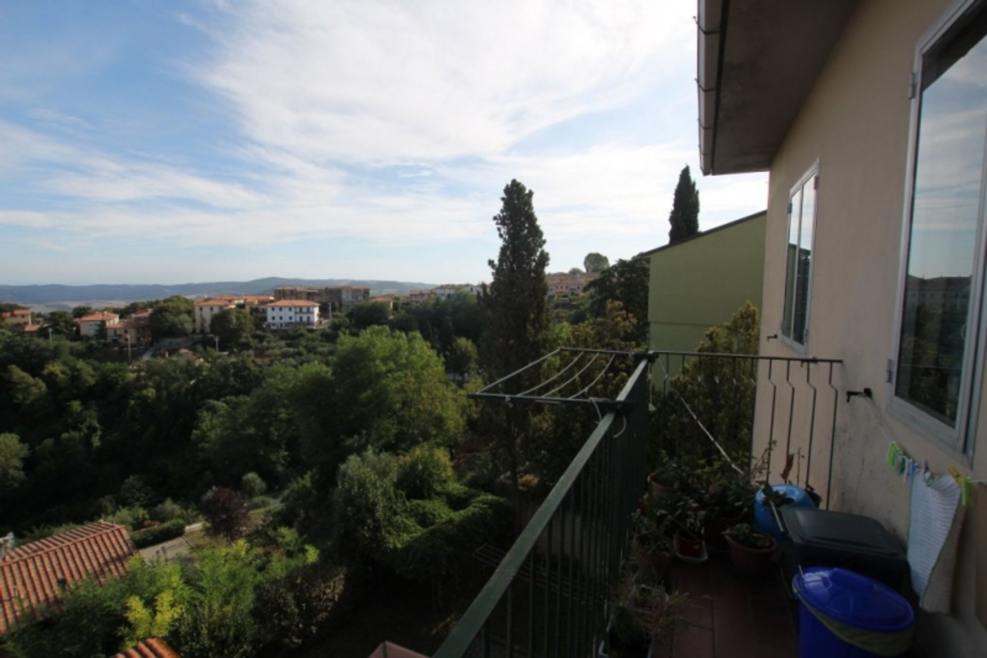 Condominium in Volterra, Tuscany 10082434