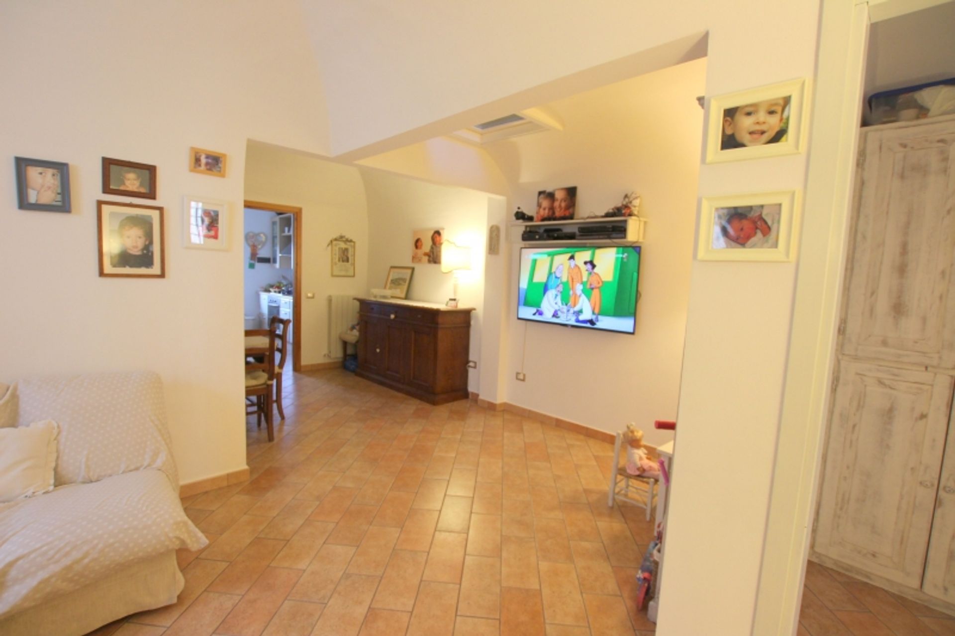 Condominium dans Volterra, Toscane 10082444