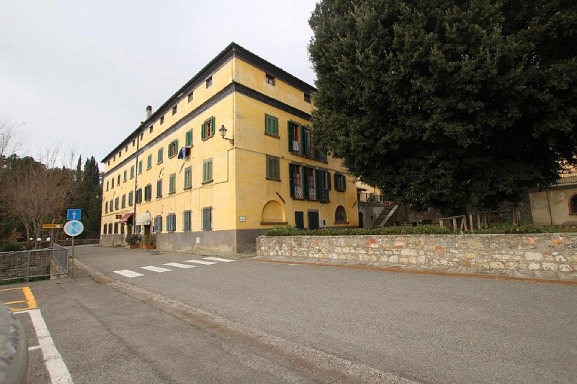 Condominium dans Montecatini, Toscane 10082456