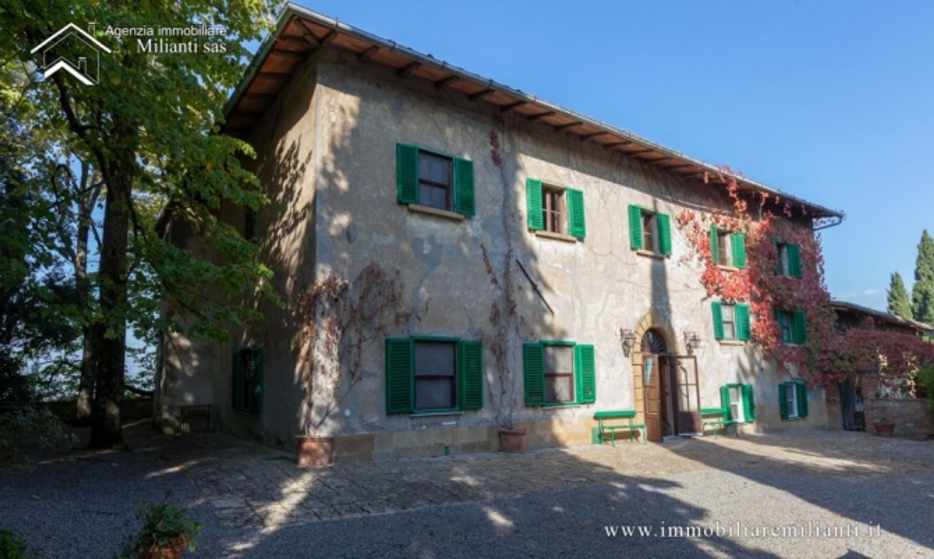 Rumah di Volterra, Toskana 10082490