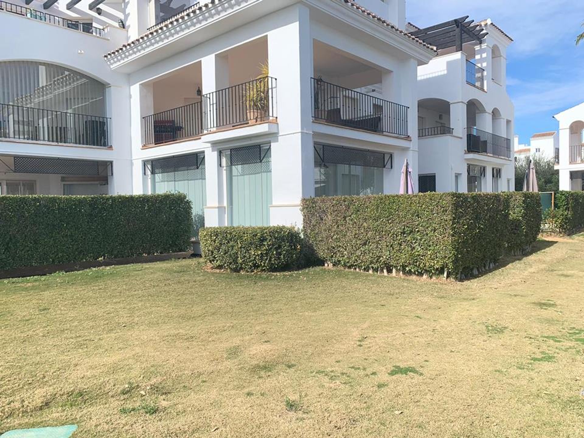 Condominium in La Torre Golf Resort, Murcia 10082690