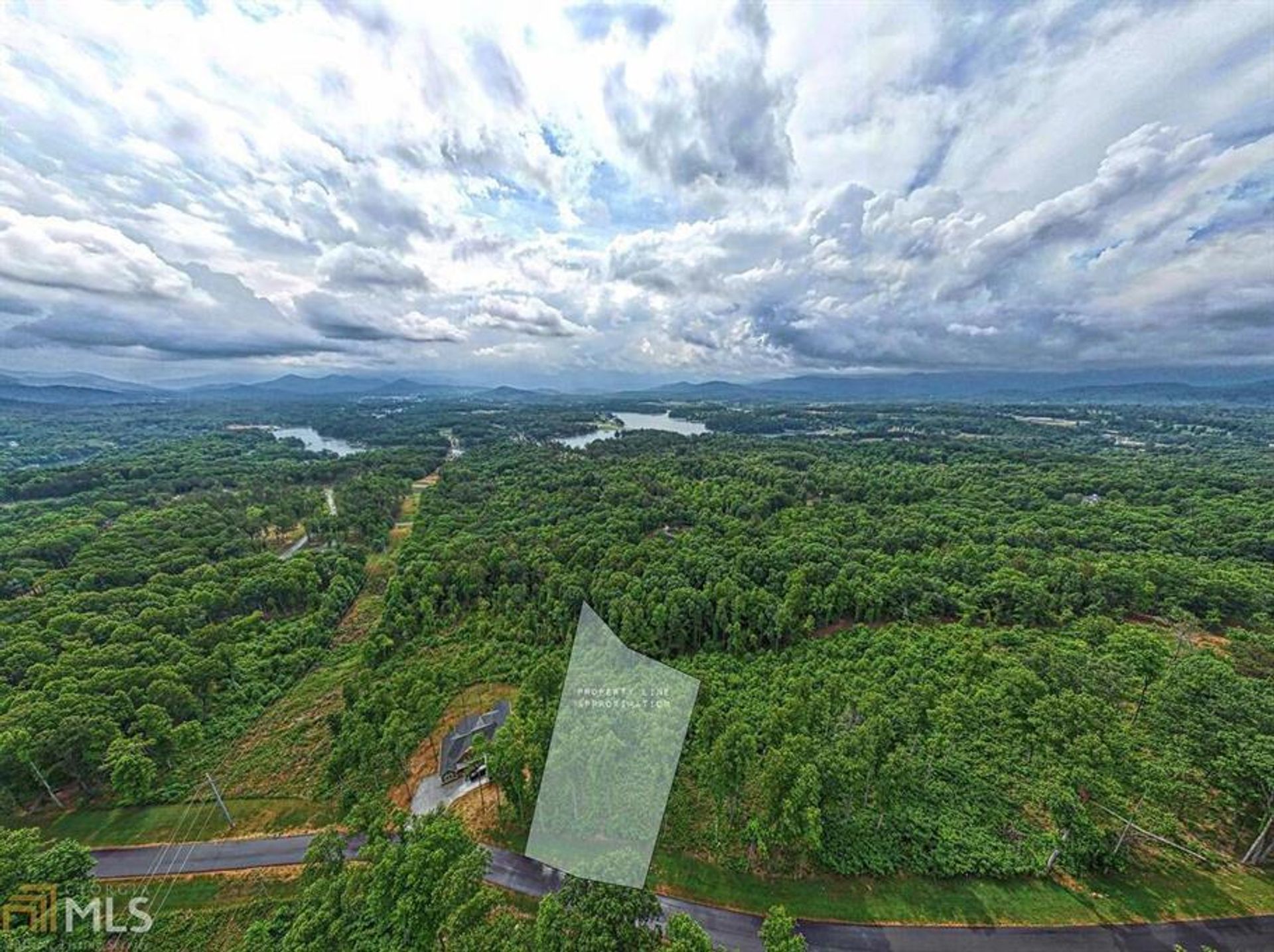 Tierra en lago canal, Georgia 10083067