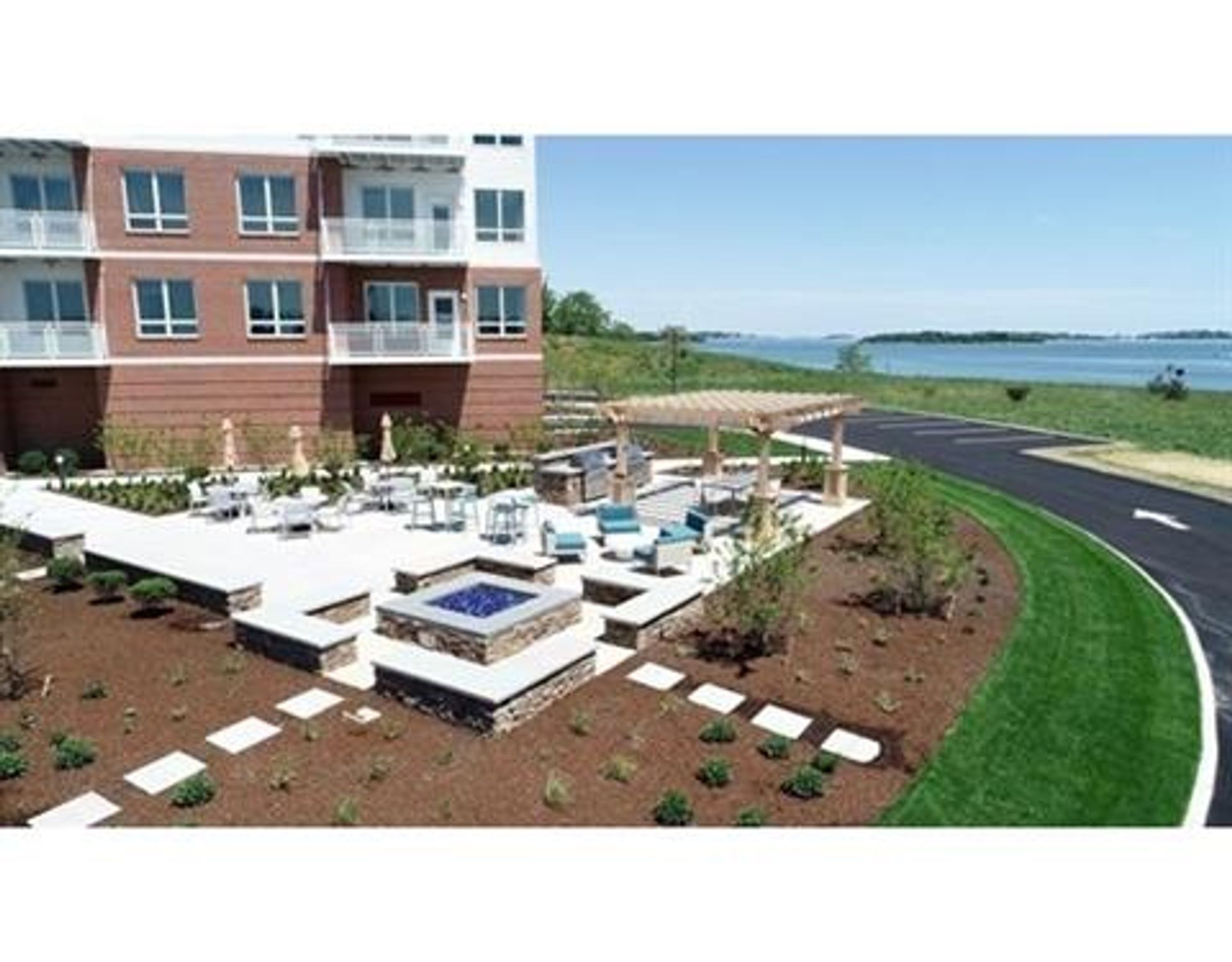 Condominium in Weymouth, Massachusetts 10083614